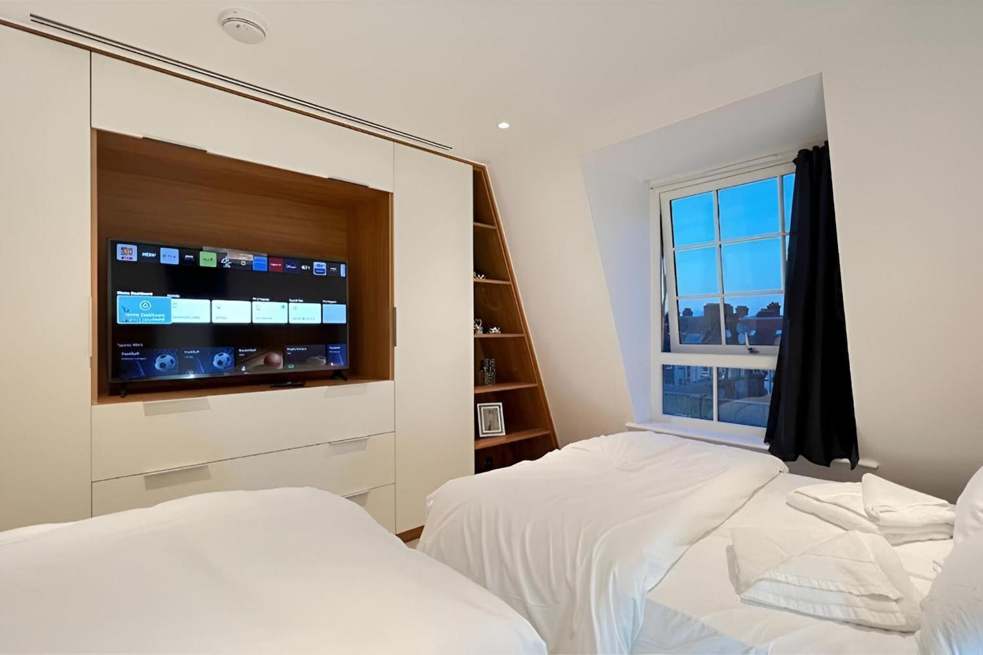 Marble Arch Penthouses With Skyline Views * London