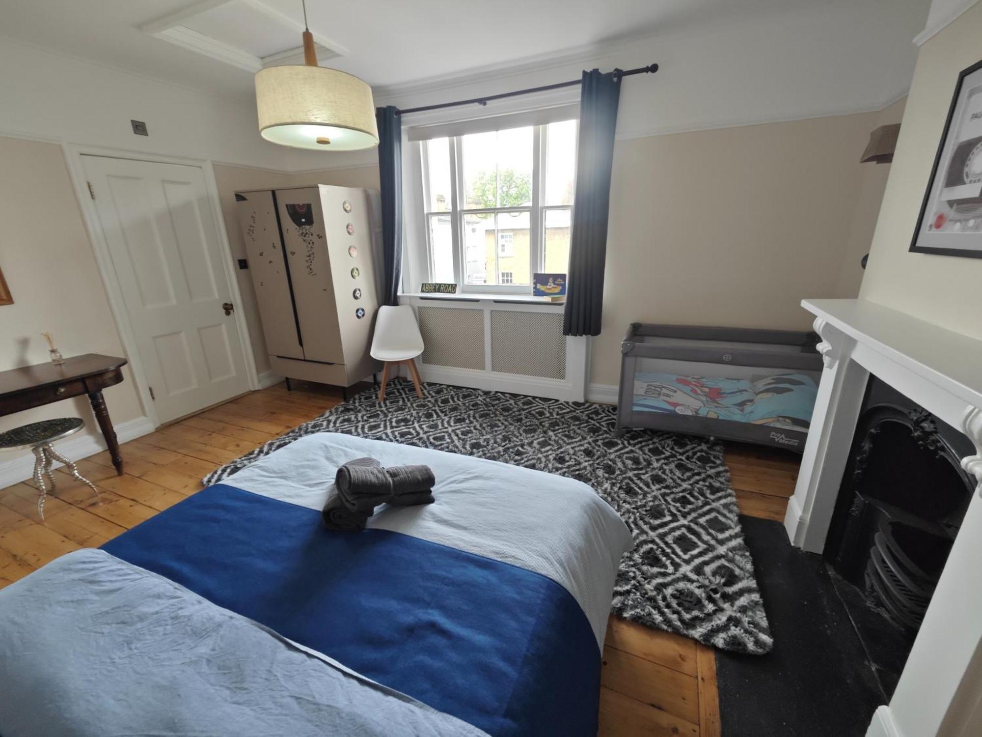 Stunning 4 Bedroom Flat In Regent's Park - Abbey Rd Holiday home London