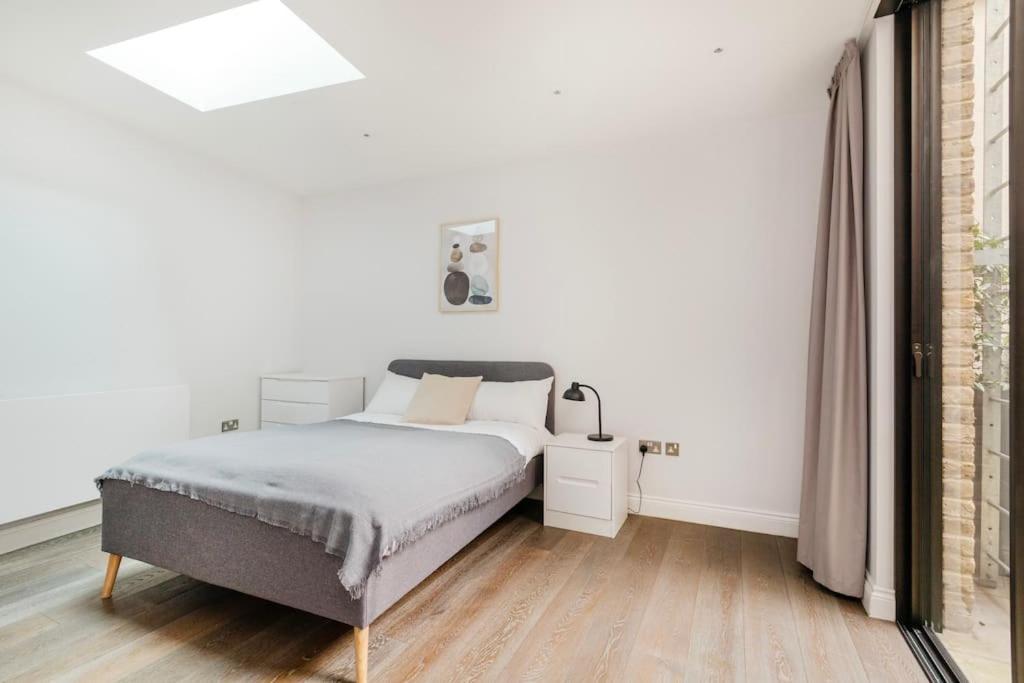 Modern House In South Kensington London