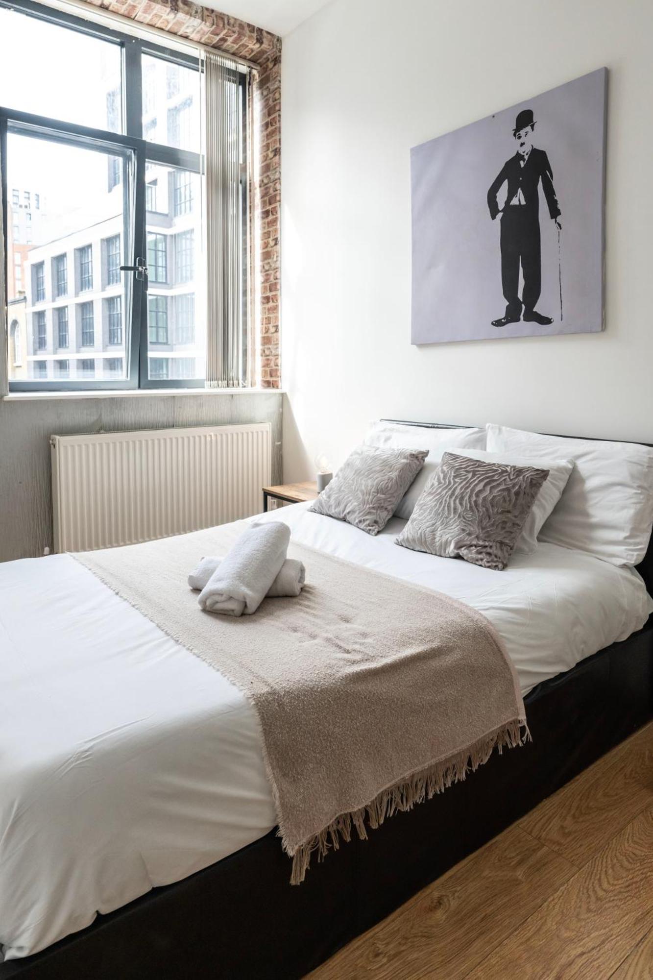 Shoreditch By Dc * London