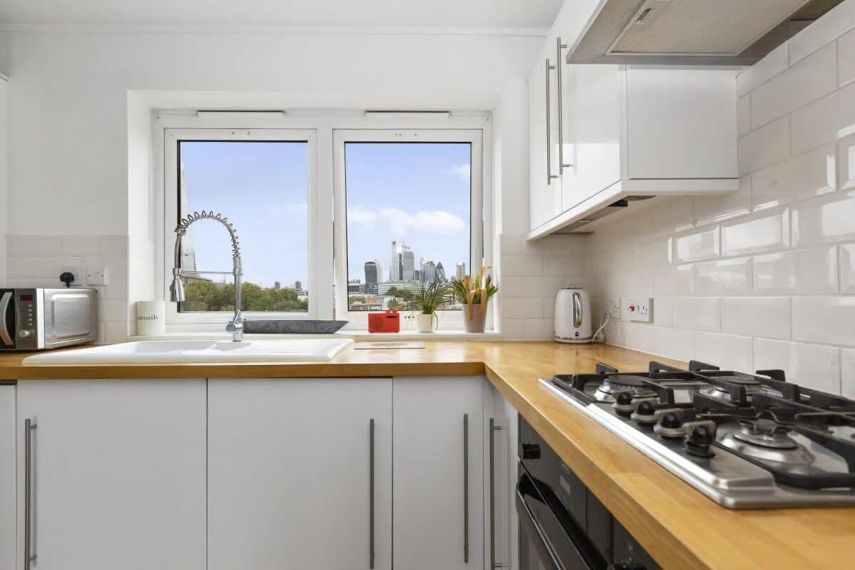 Apartment Stylish 2br Flat Bridge Views