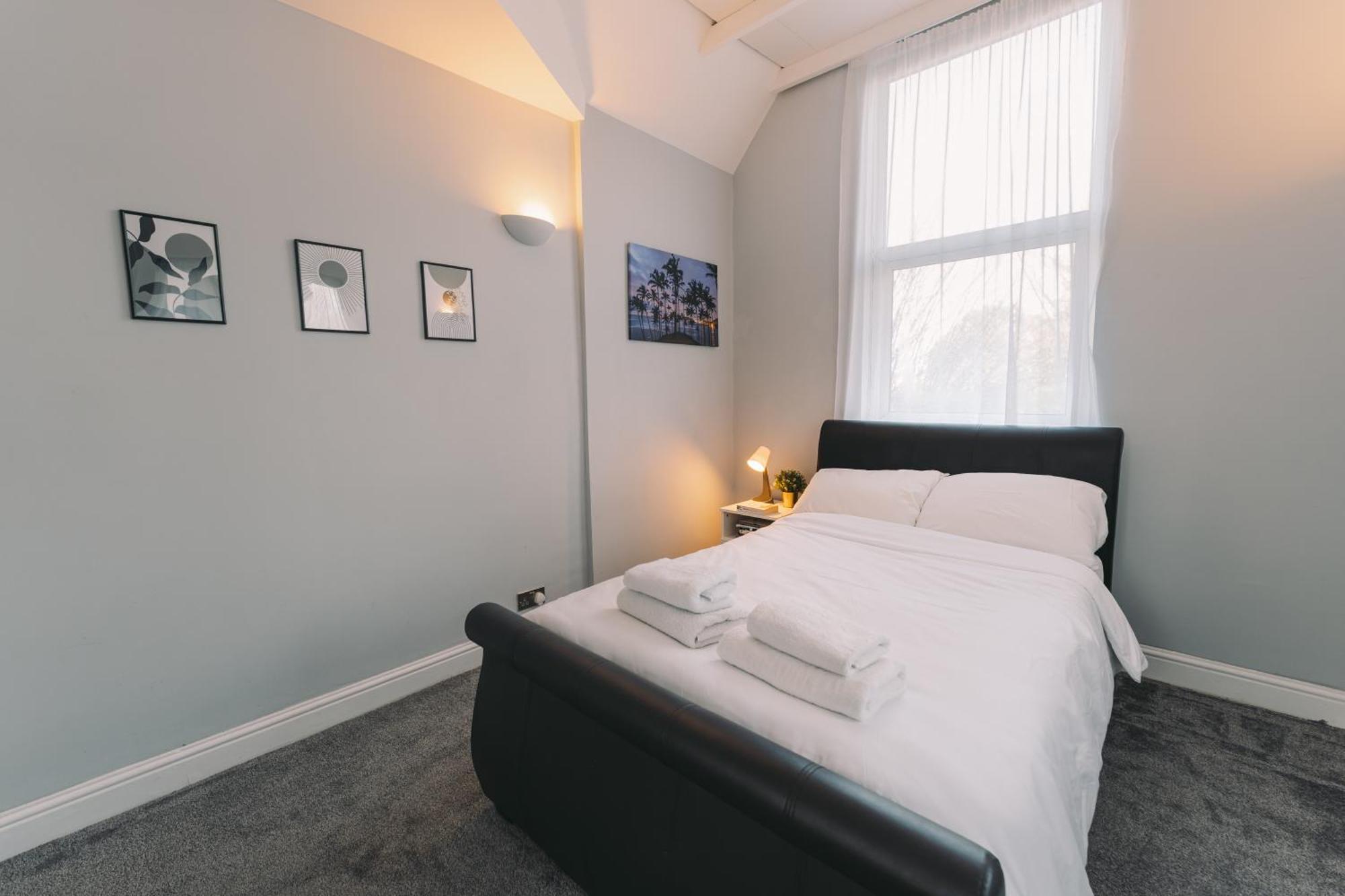 Modern Flat By The Underground. Apartment London