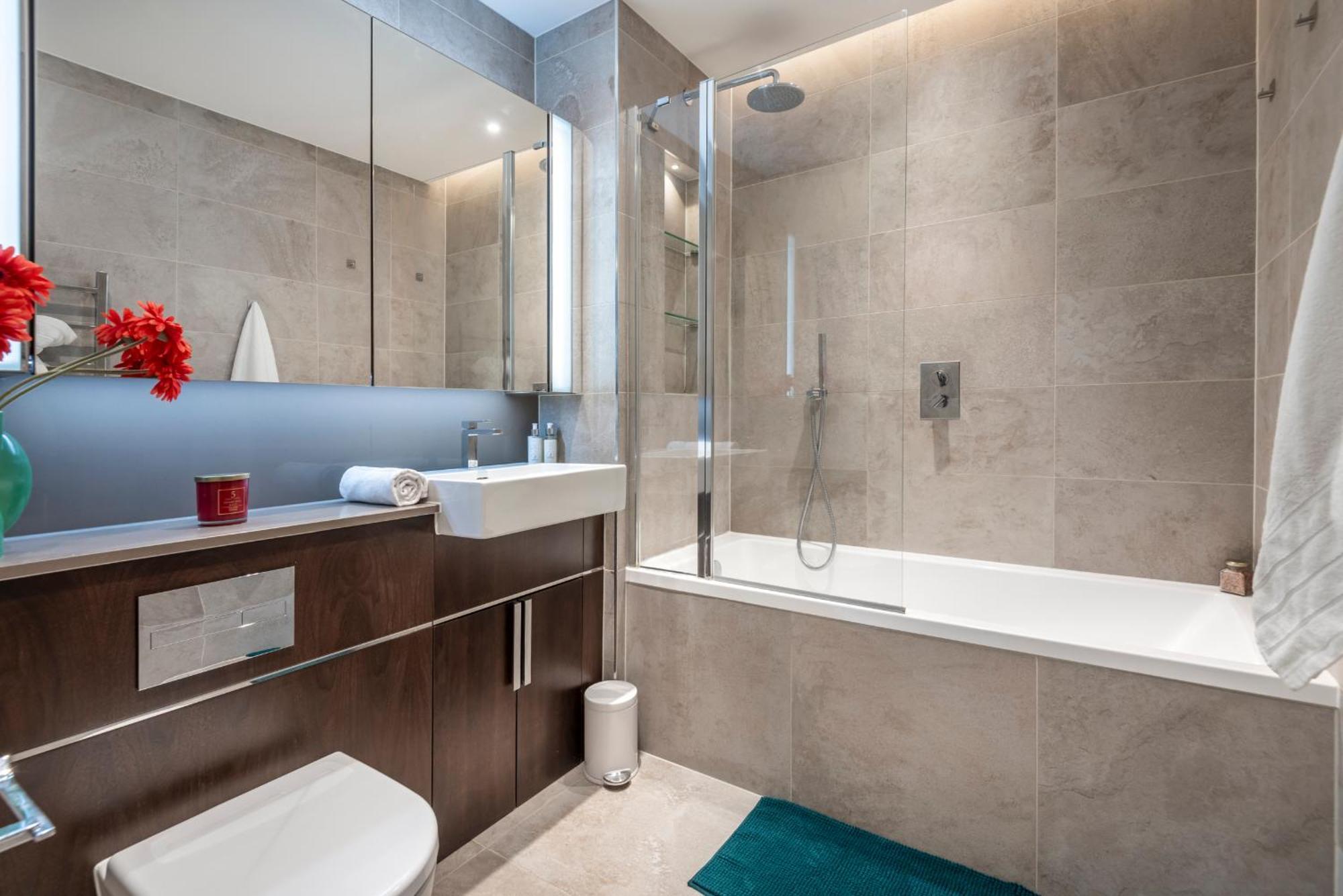 Apartment The Embassy Two Bedrooms Devereux Residences
