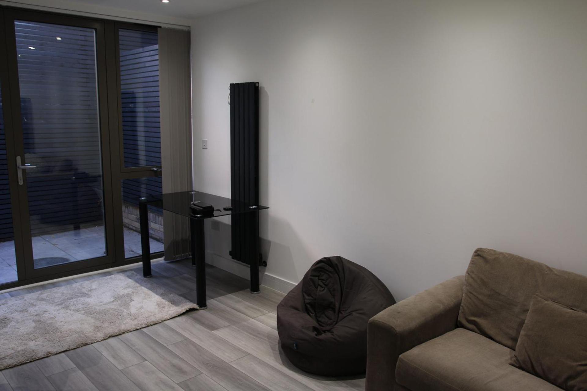 Brand New Greenwich House-heart Of London-great Connections To * London
