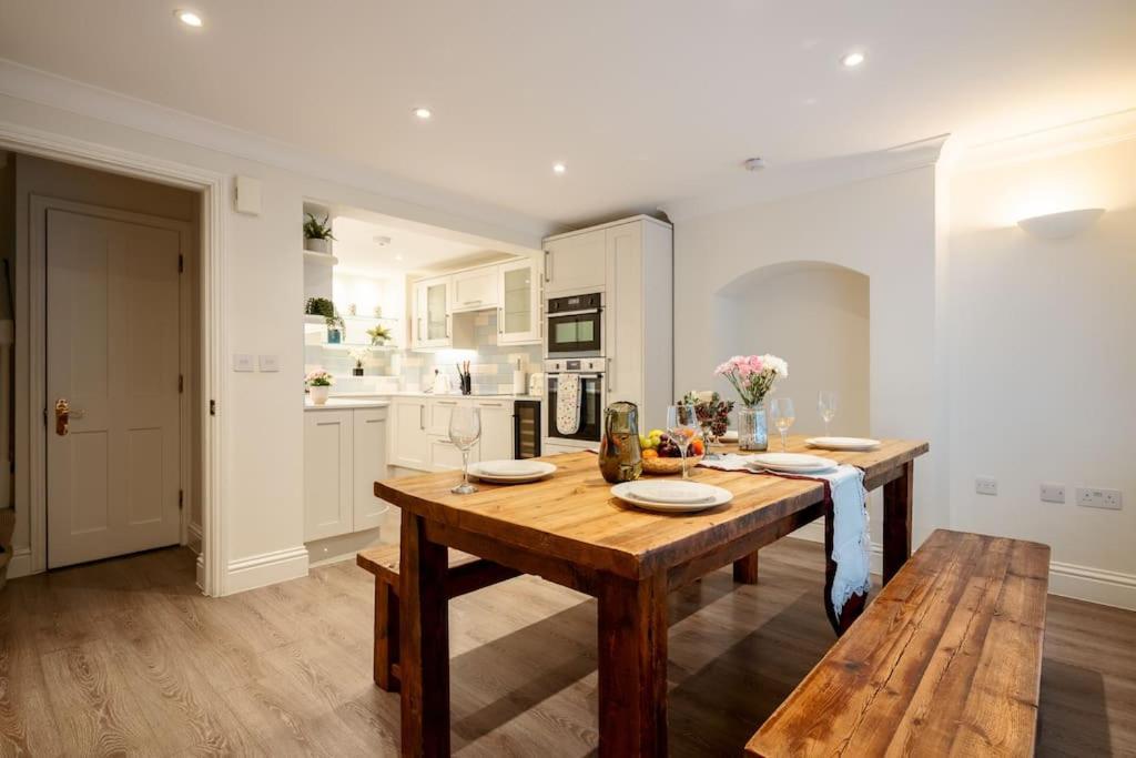 Villa Luxury 3brs House In The Heart Of Victoria