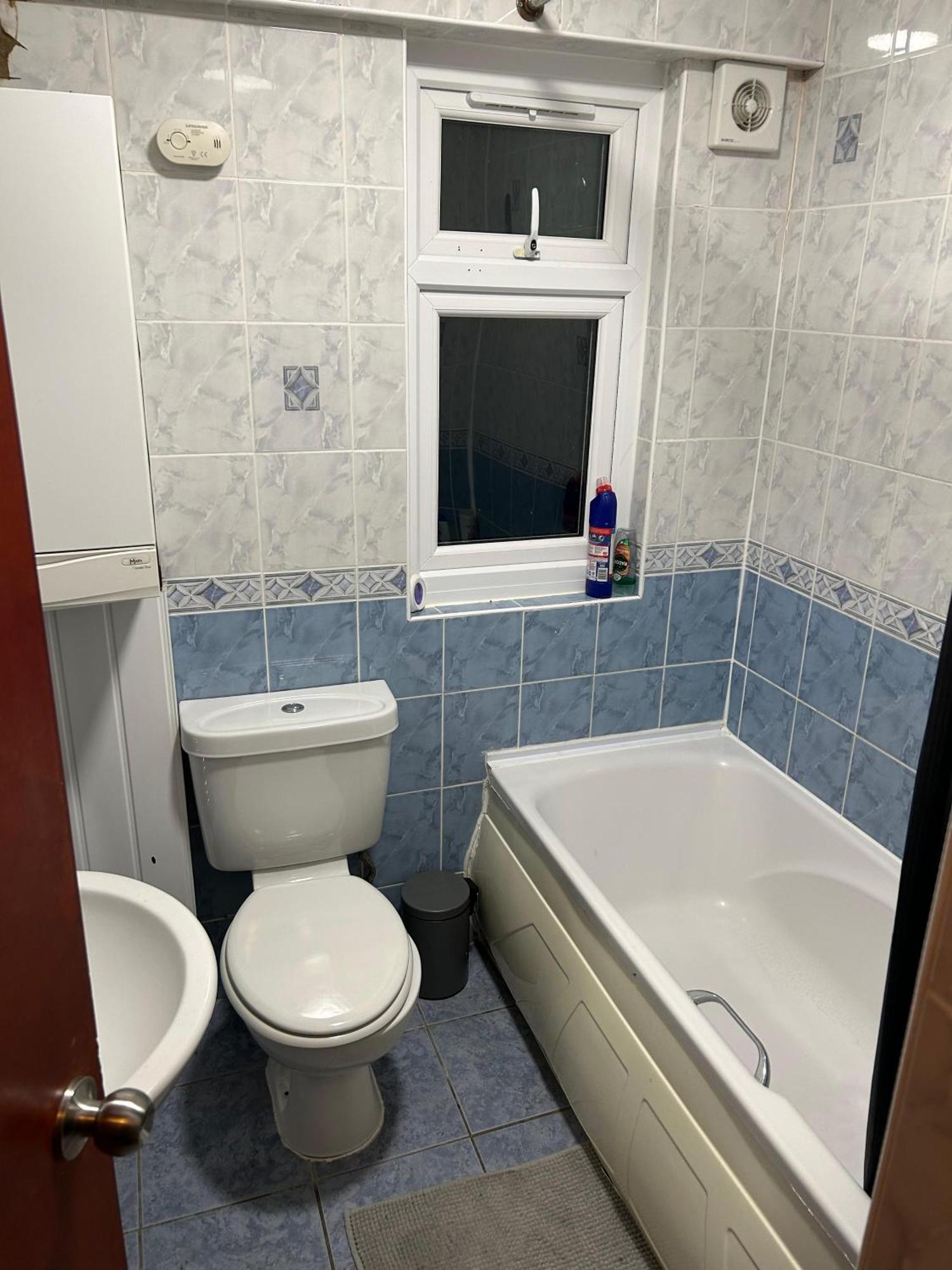 Sw17 7ls Guest house
