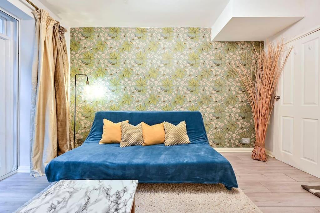 Charming In The Heart Of Paddington Apartment London