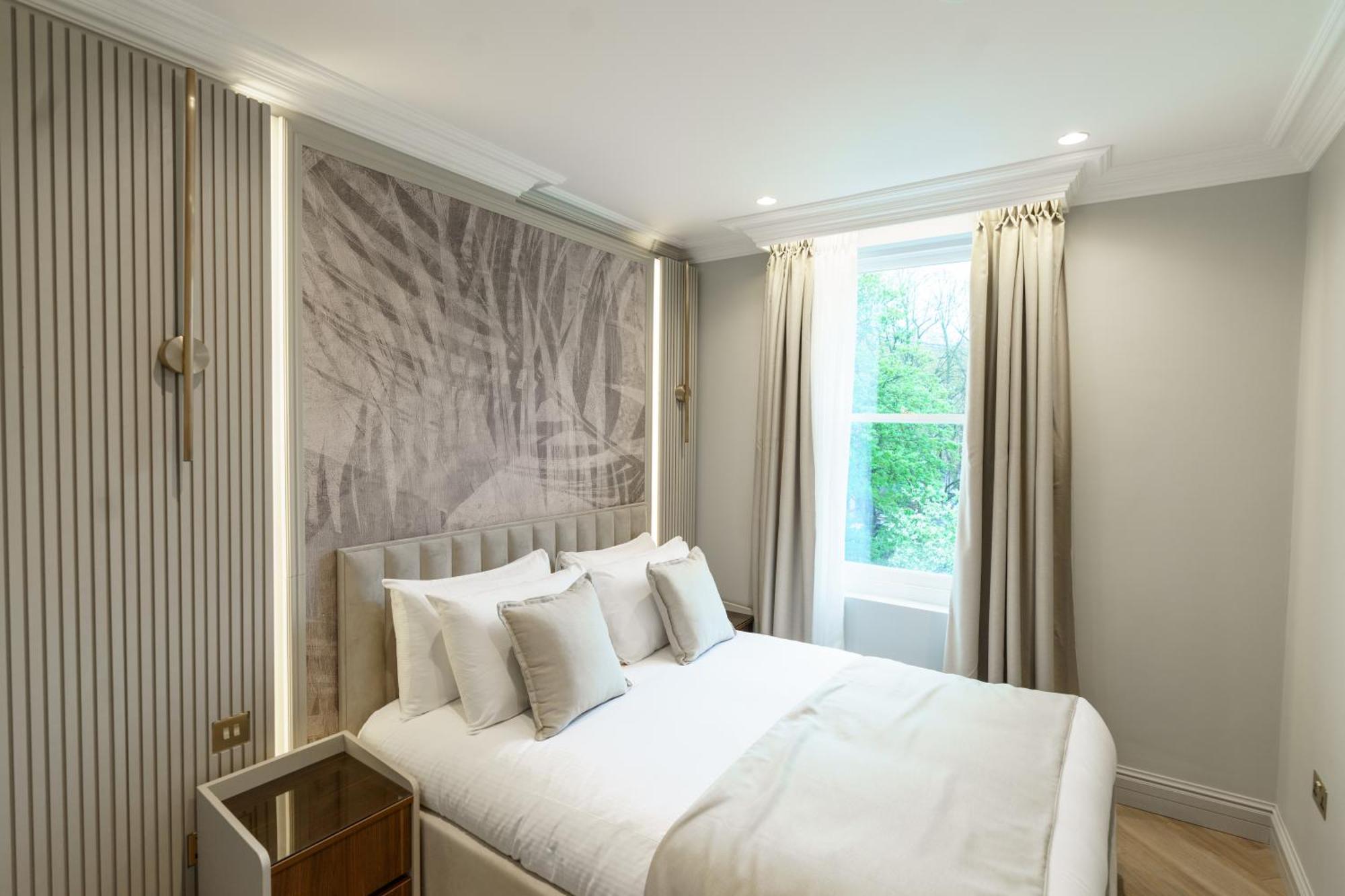 Apartment Holland Park *