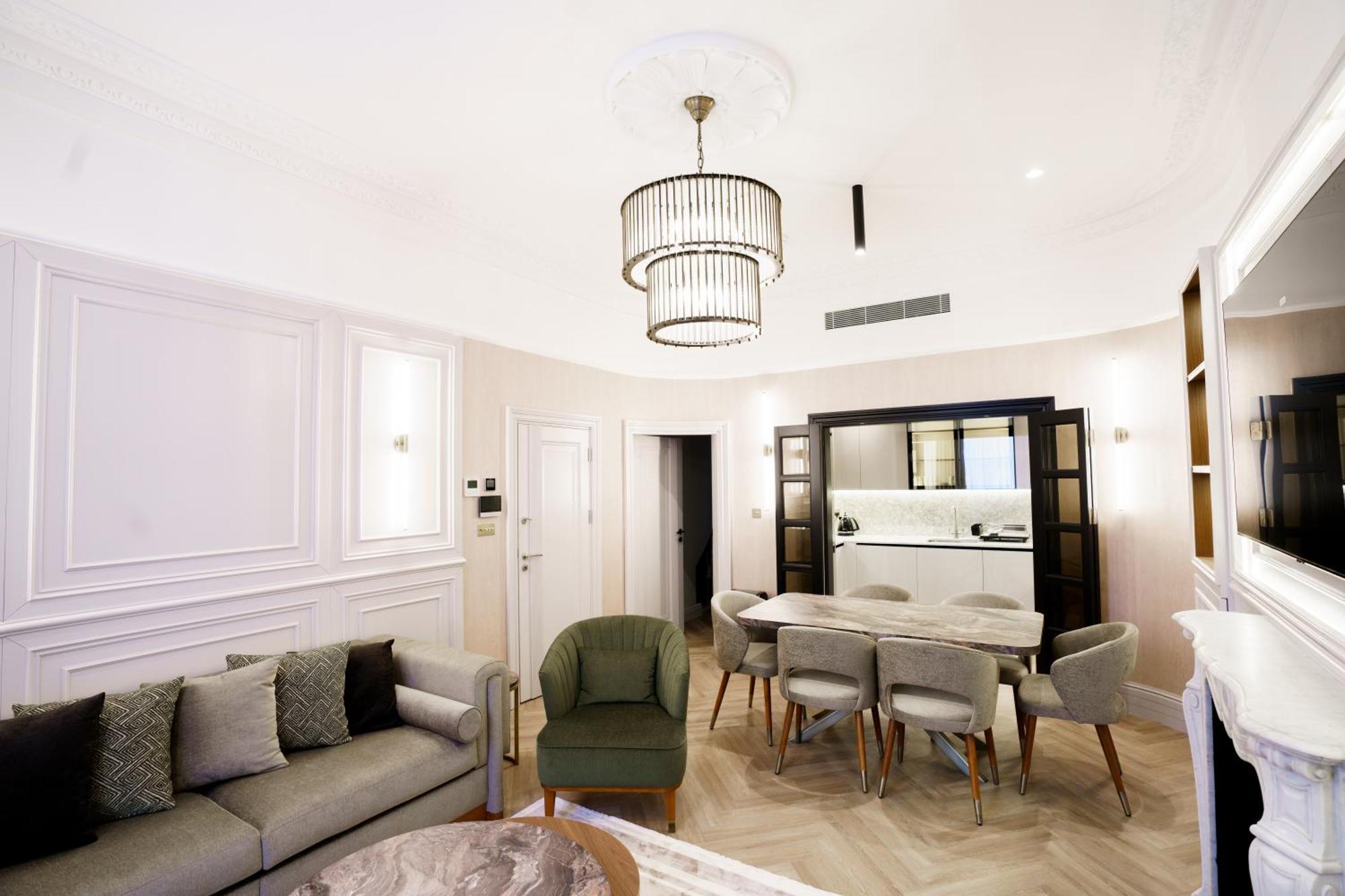 Apartment Holland Park London