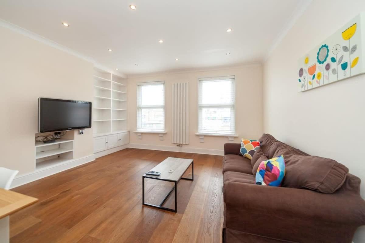 Spacious 2 Bedroom Maisonette In Stratford Apartamento