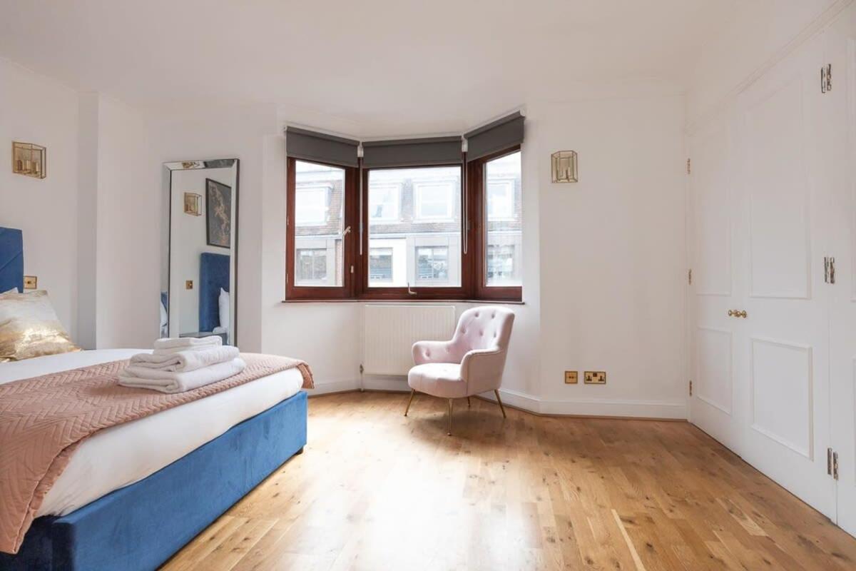 Spacious 1 Bed Mayfair With Balcony Apartment