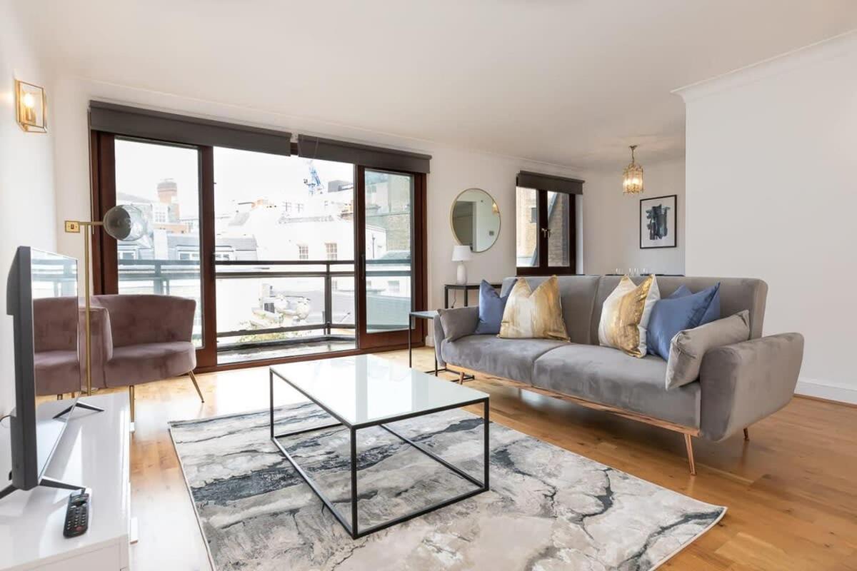 Spacious 1 Bed Mayfair With Balcony Apartment London