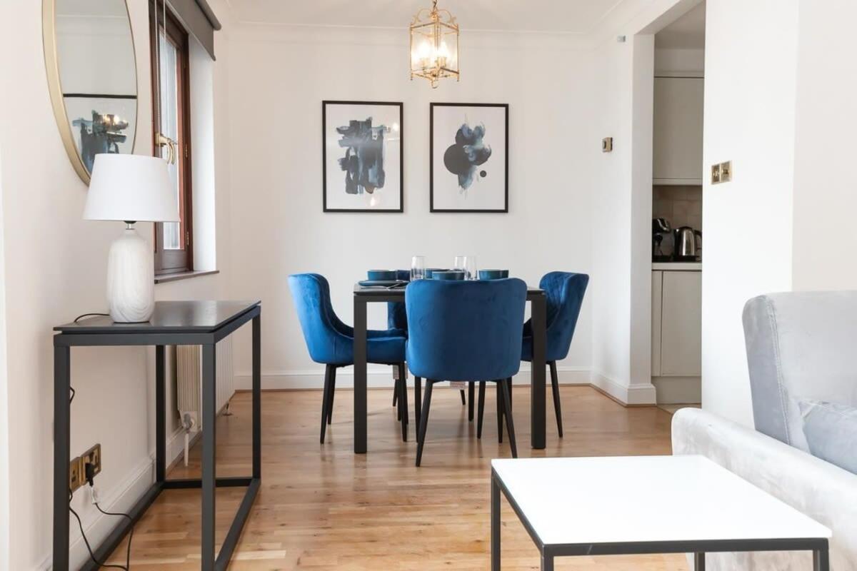 Apartment Spacious 1 Bed Mayfair With Balcony *