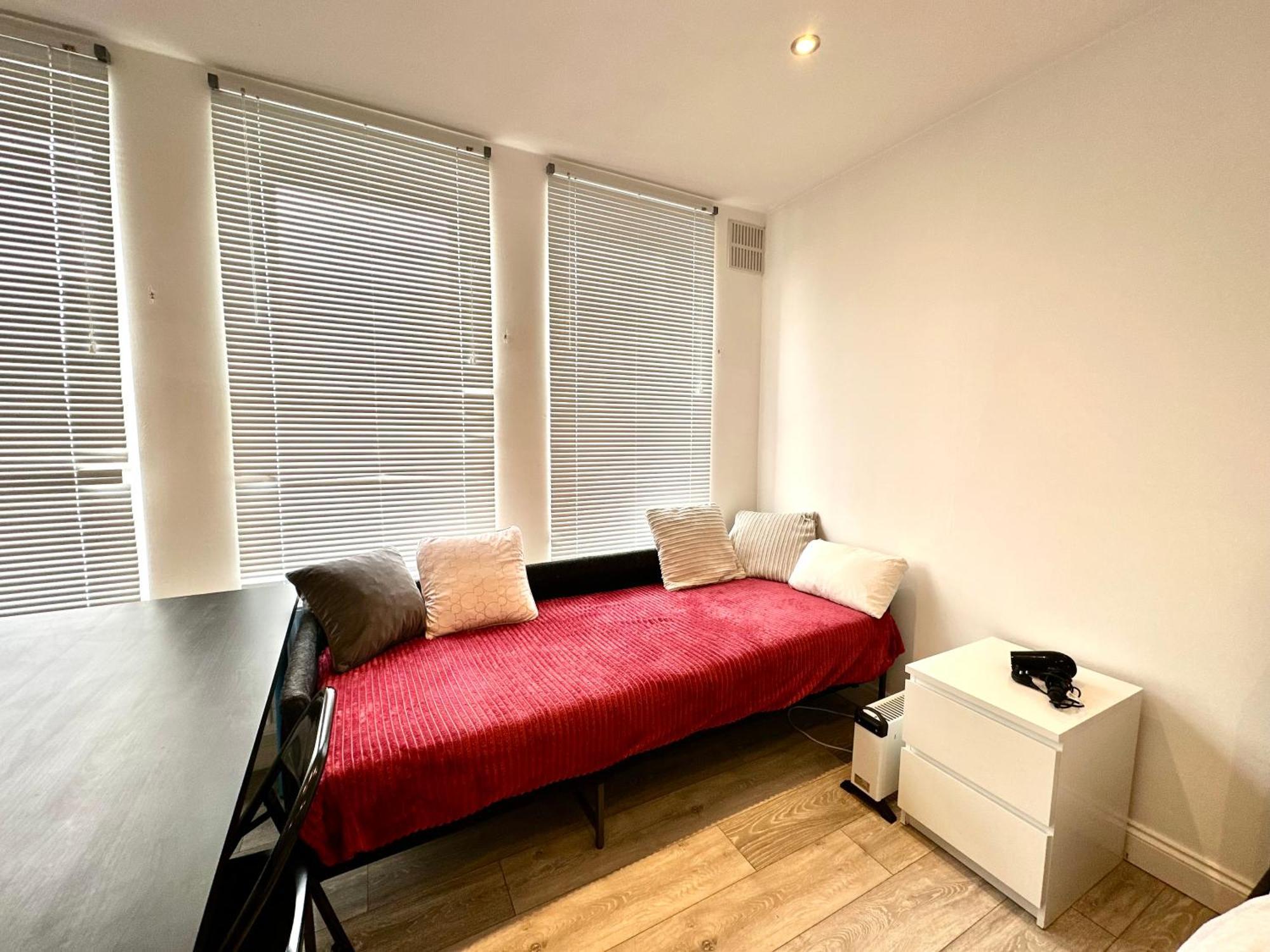2 Minutes From Oxford Street Private D Privatunterkunft London