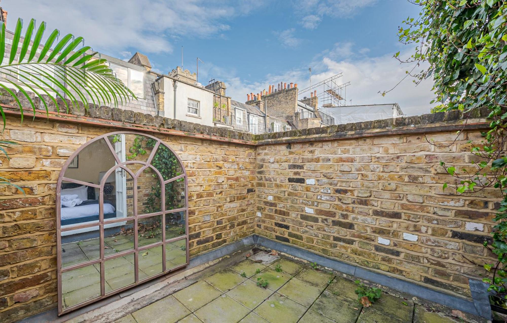 Luxury 3 Bedroom House In Belgravia Prime Location And Stylish Apartamento