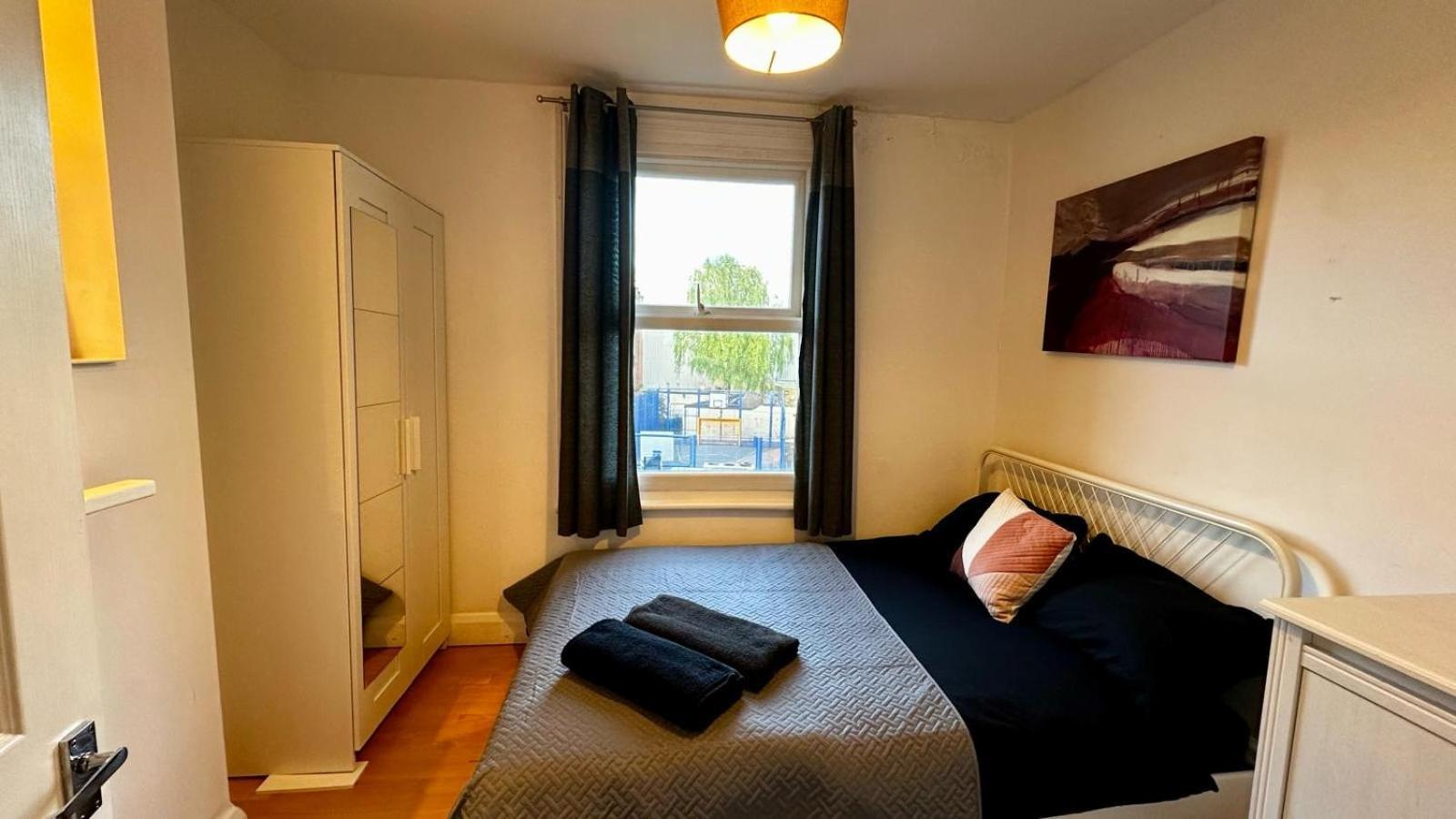 Cosy Flat Fulham Broadway Apartment London
