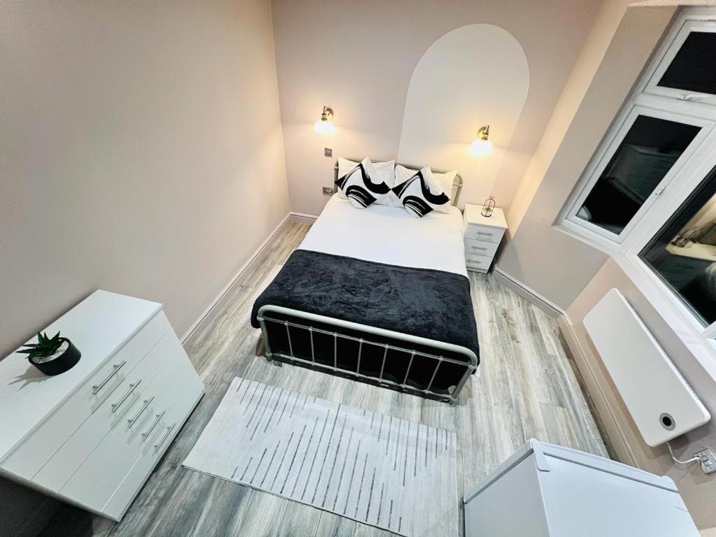 Crescent House Location Ensuites Great Value