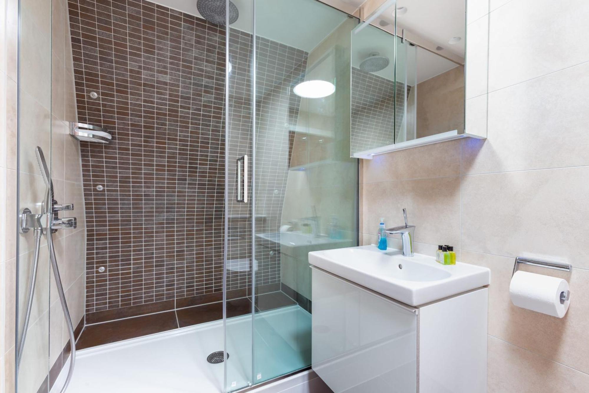 Apartment Penthouse With Private Terrace Soho - Cityapartmentstay