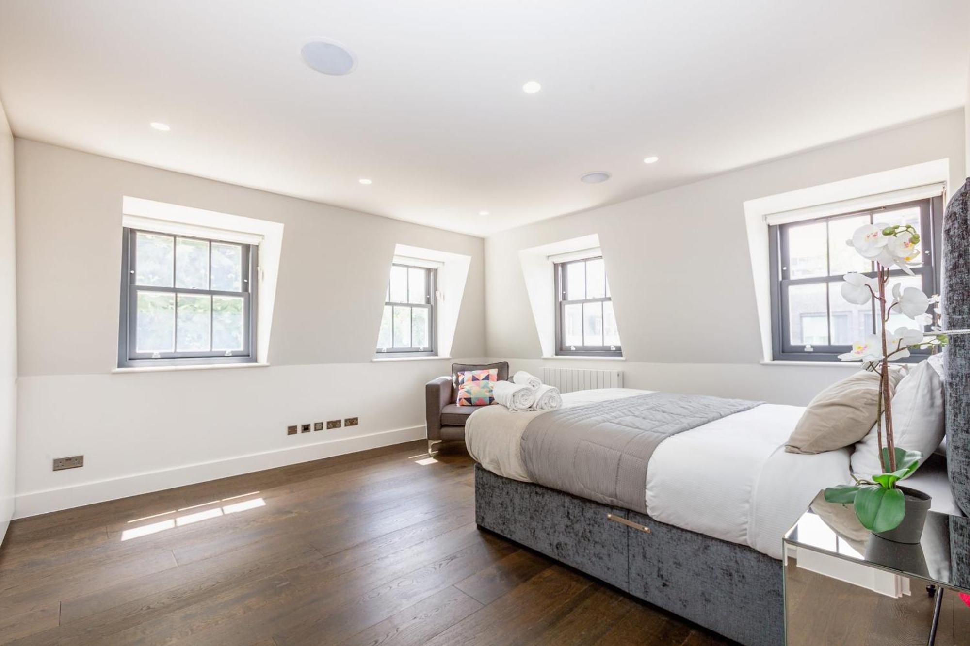 Penthouse With Private Terrace Soho - Cityapartmentstay London