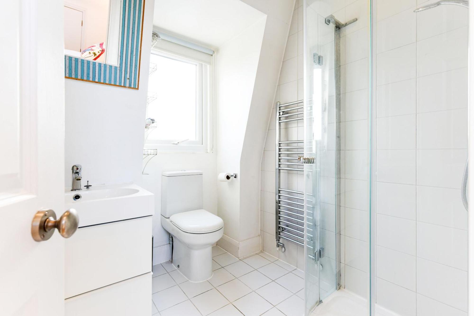 Ivy Glendarvon Street Pro-managed Apartment