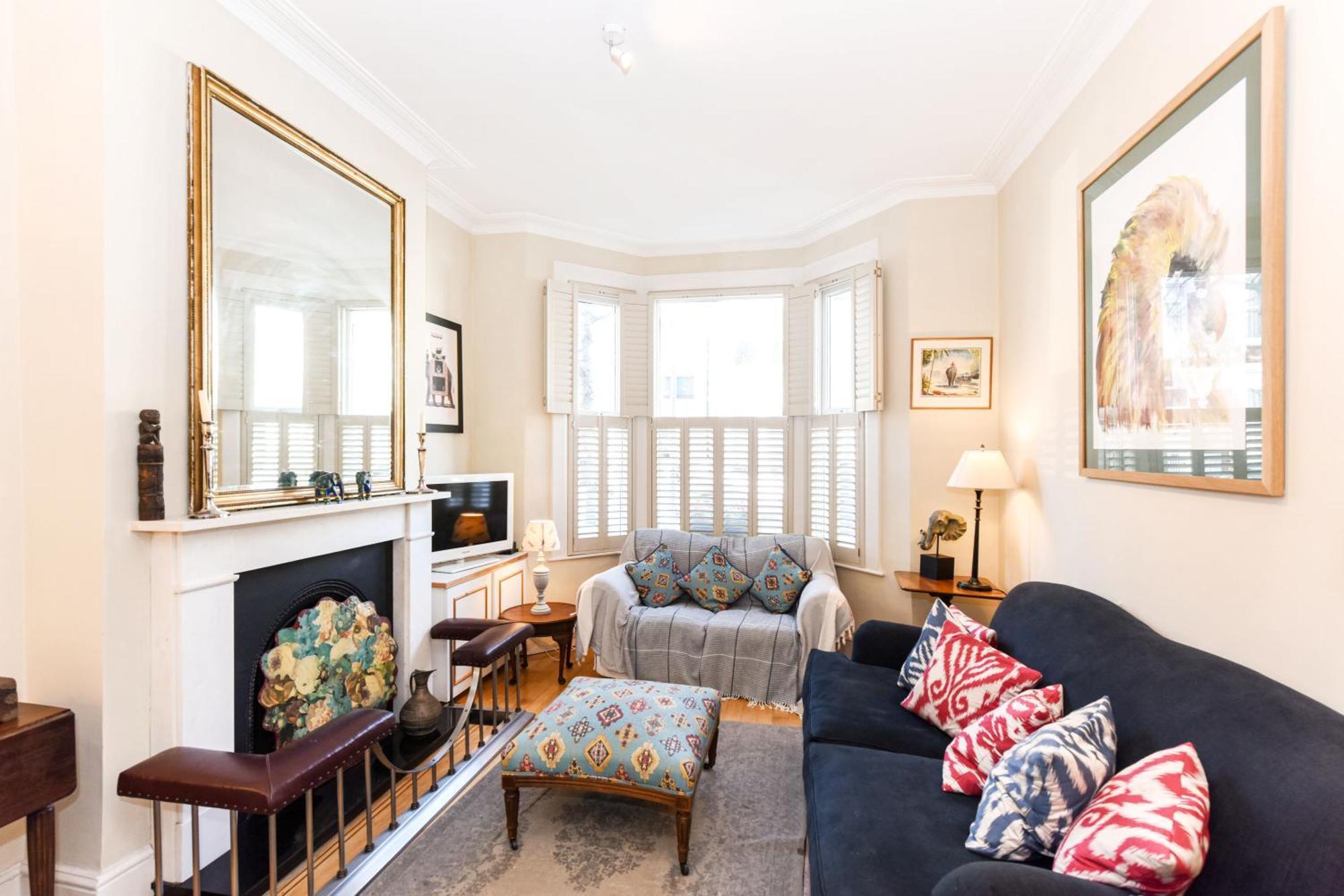 Apartment Ivy Glendarvon Street Pro-managed *