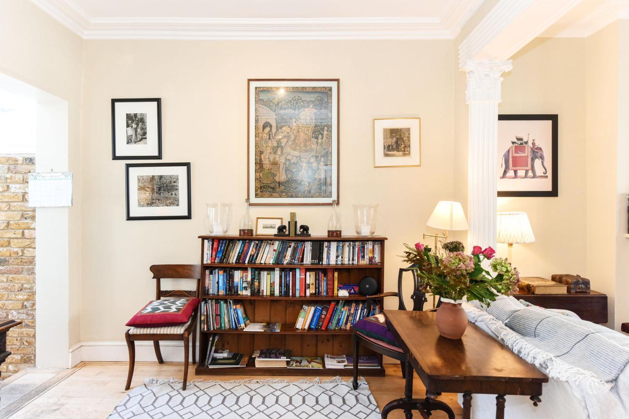 Ivy Glendarvon Street Pro-managed * London
