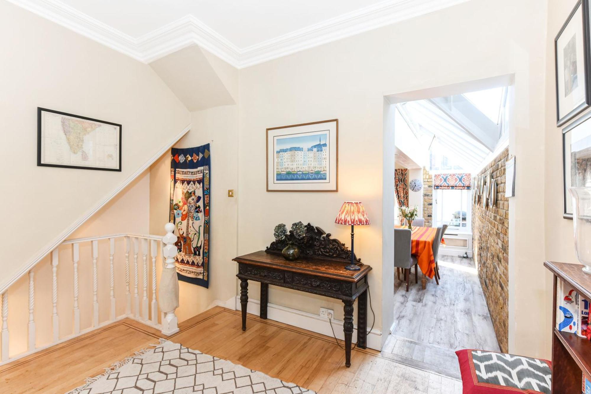 Ivy Glendarvon Street Pro-managed Apartment