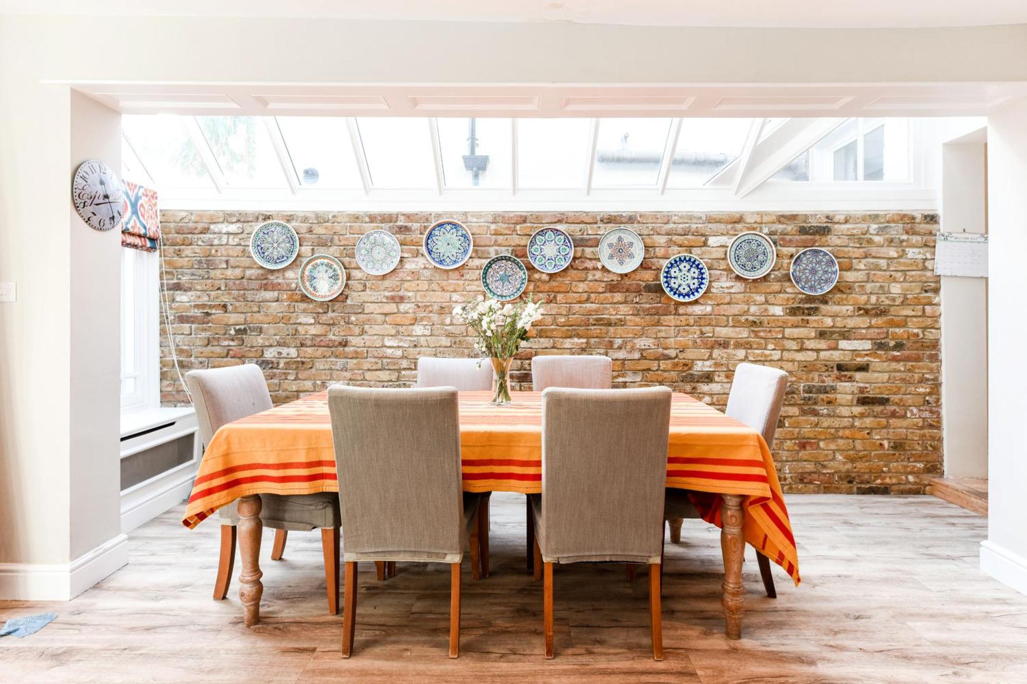 Ivy Glendarvon Street Pro-managed Apartment London