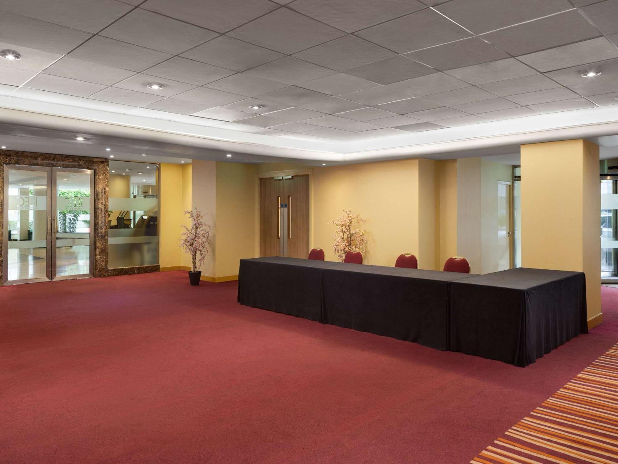 Ibis Earls Court 3* London