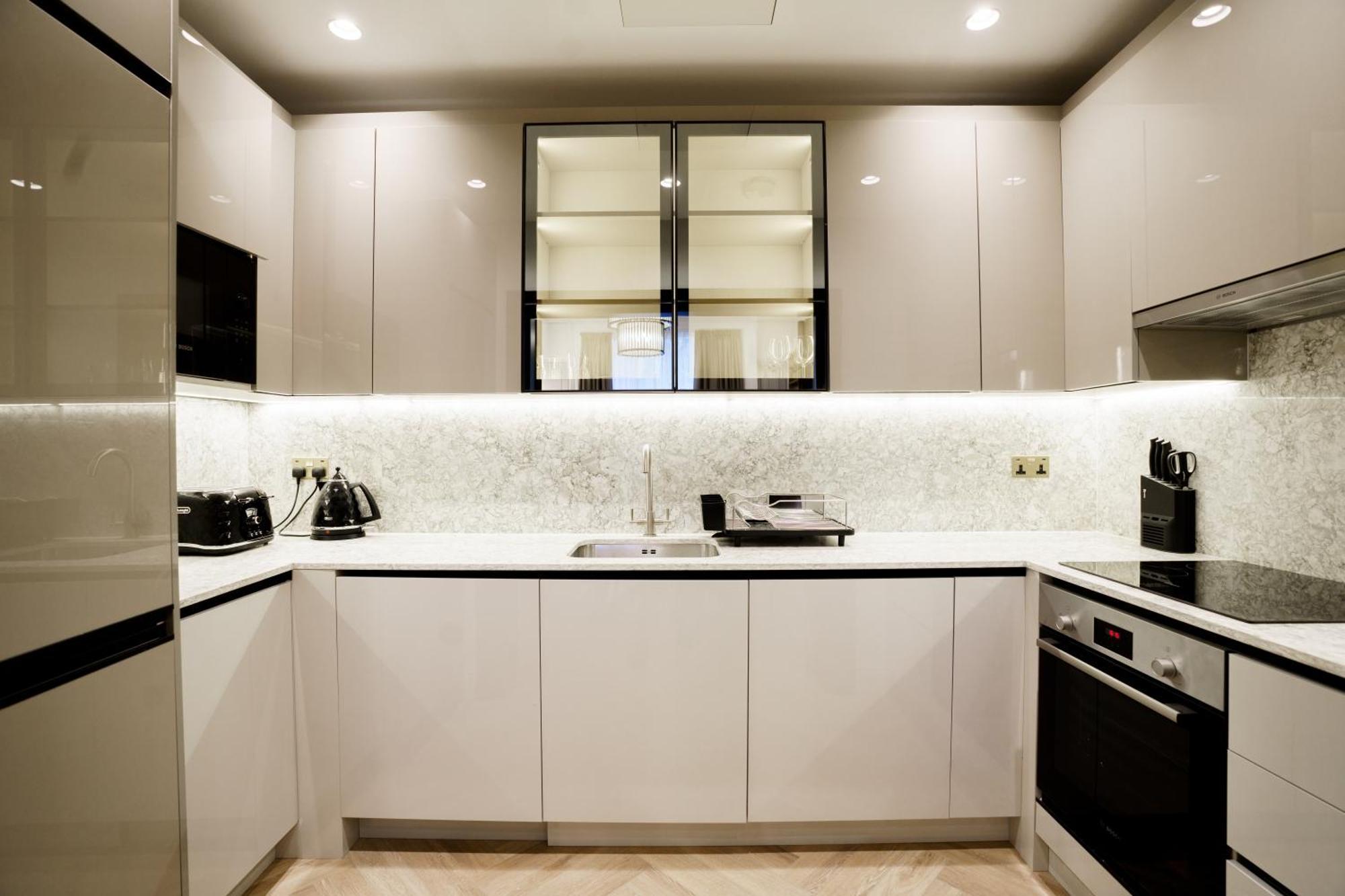 Apartment Holland Park *