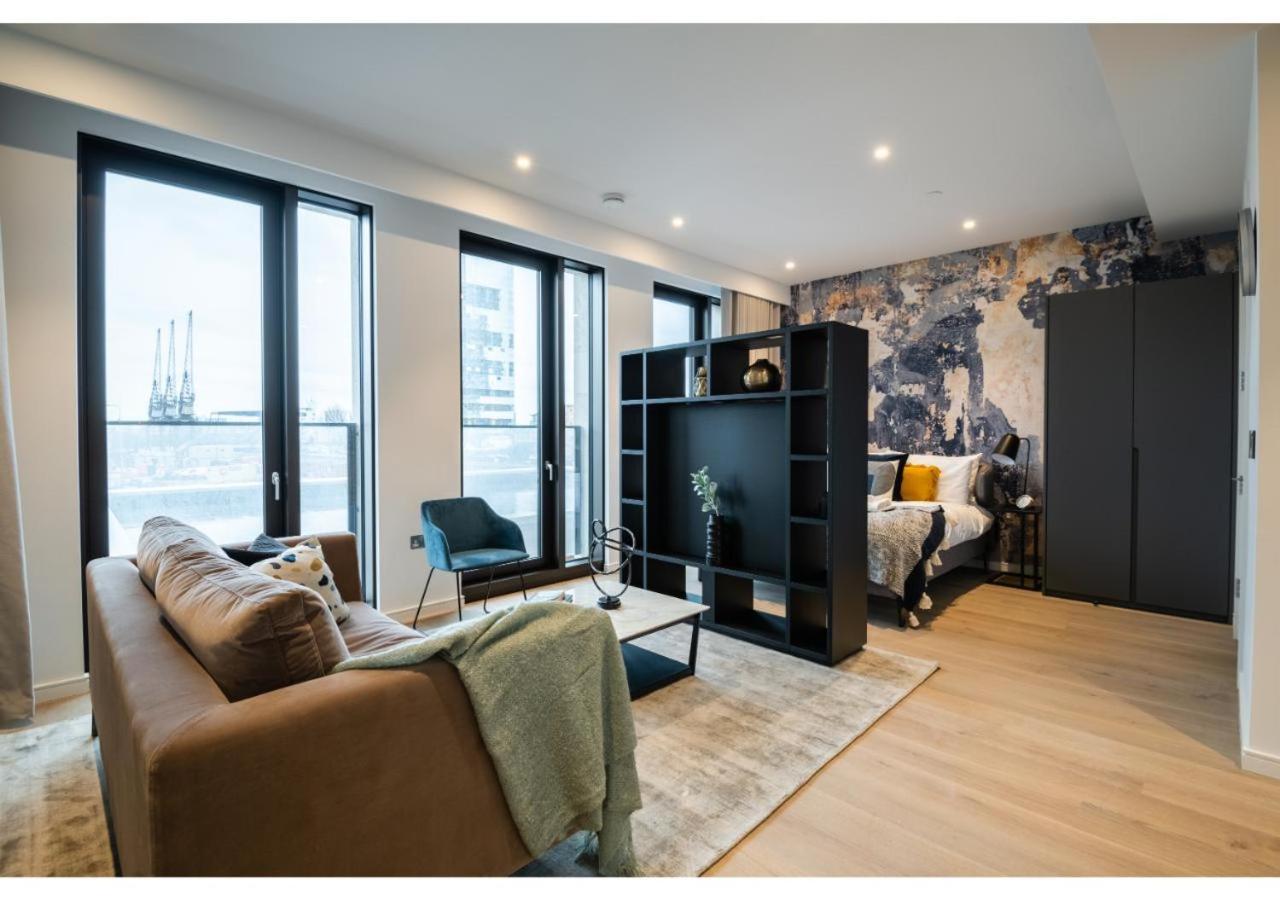 Elegant And Modern In Canary Wharf Right Next To Thames Londres