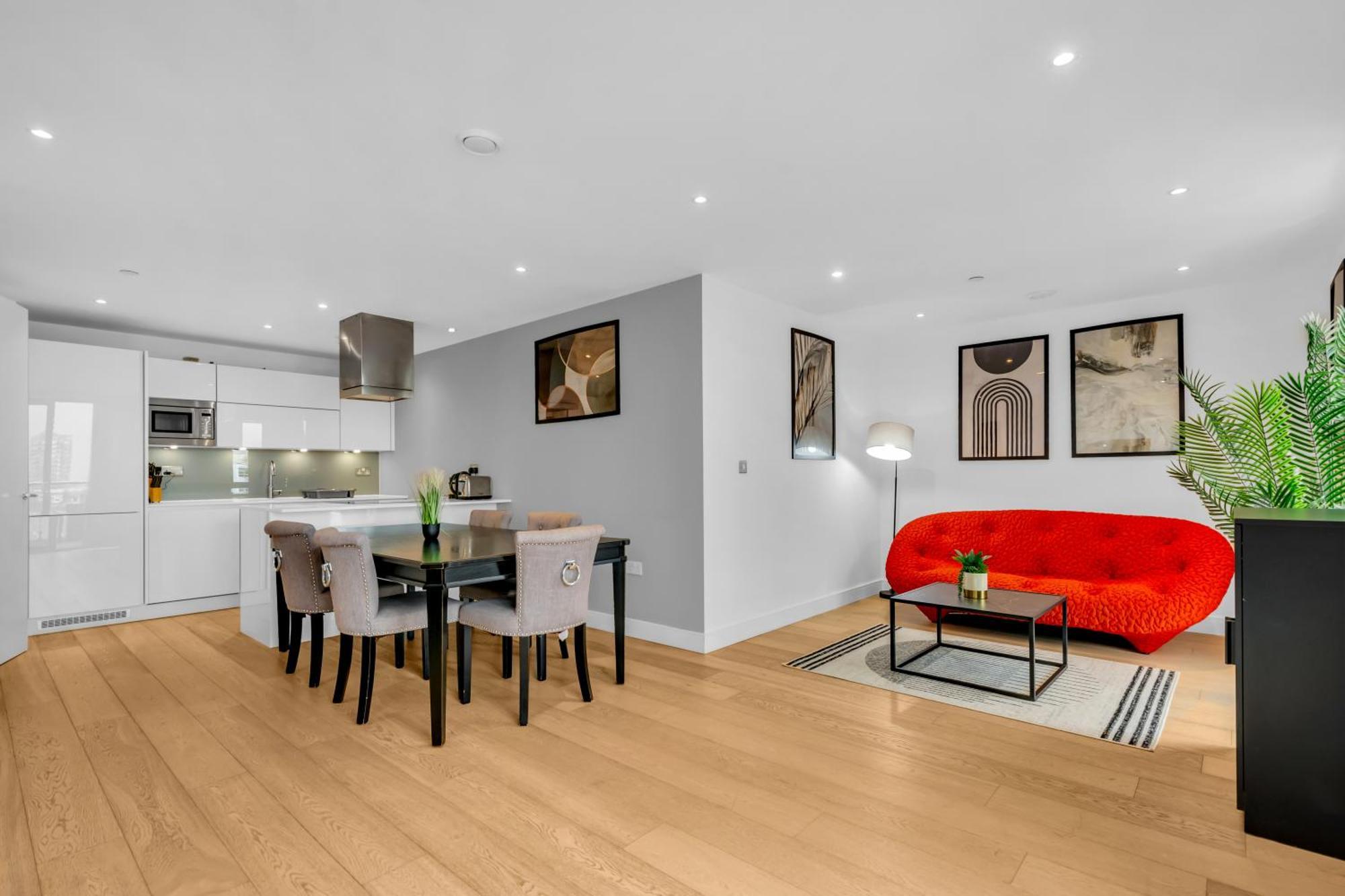 Mysquare Commercial Street London