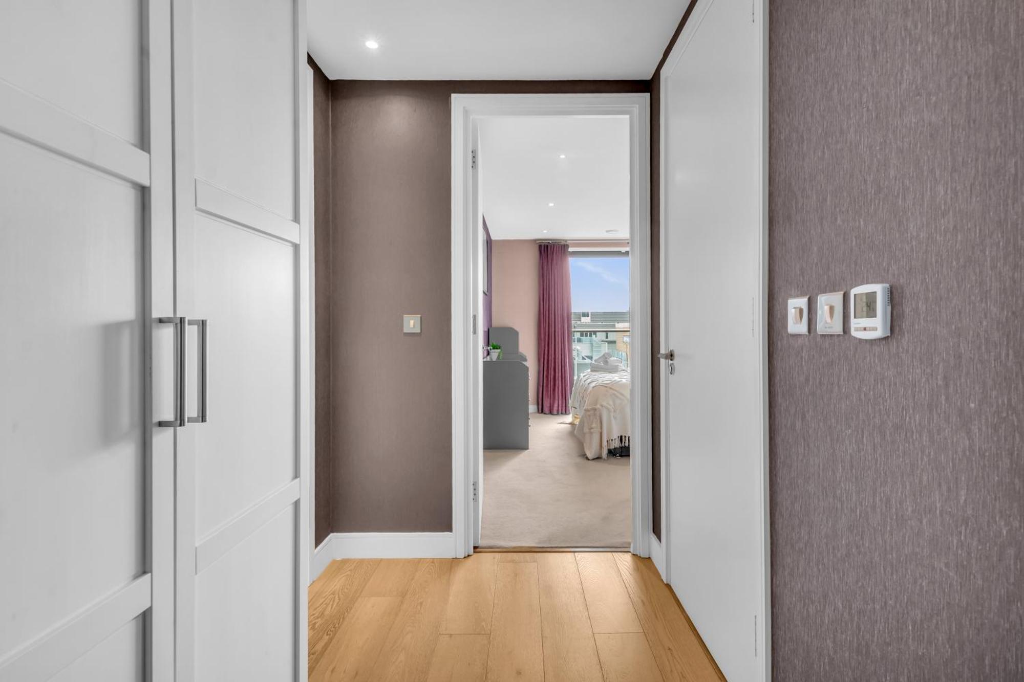 Mysquare Commercial Street * London