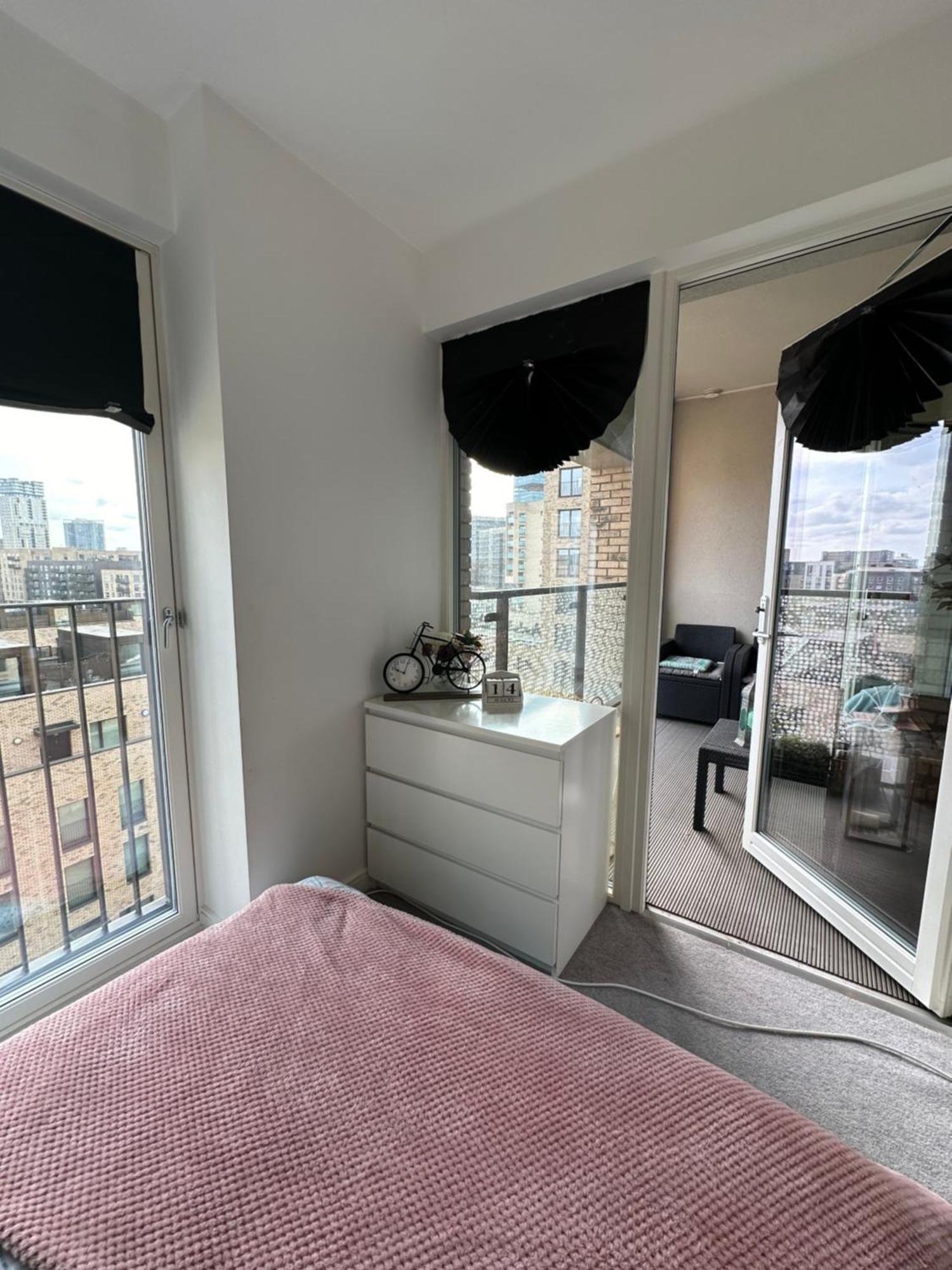 Apartment Luxury 3 Bedroom Flat In Stratford,