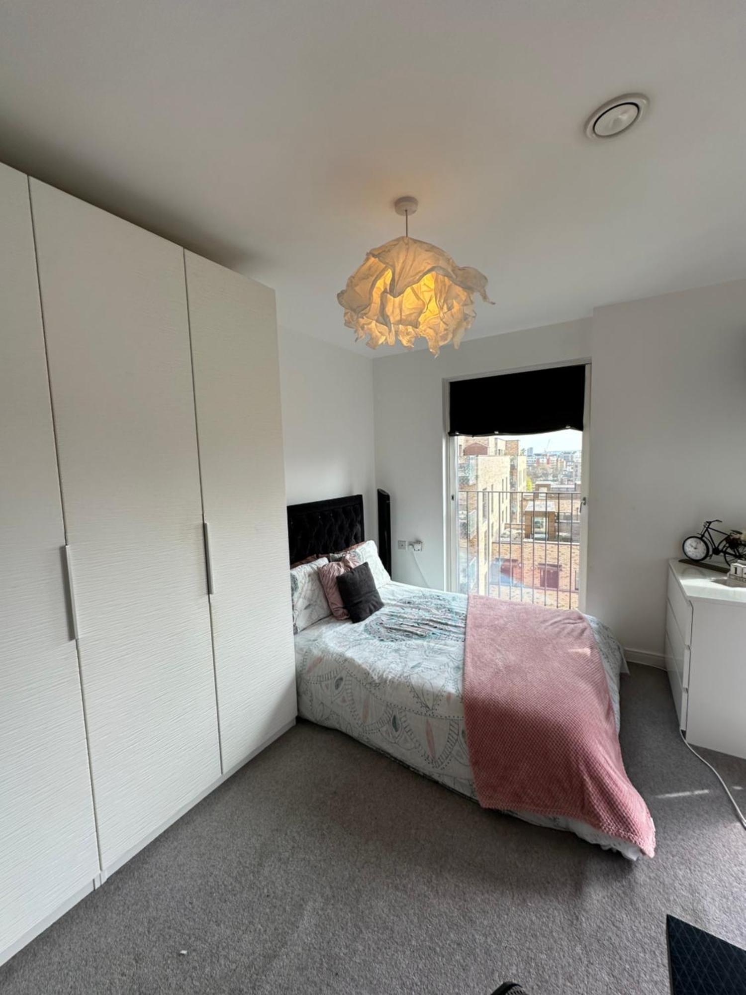Luxury 3 Bedroom Flat In Stratford, * London