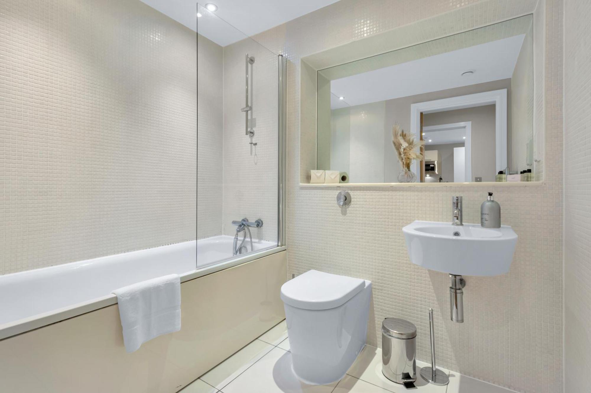 Apartamento Mysquare Lanterns Way At Canary Wharf Londres