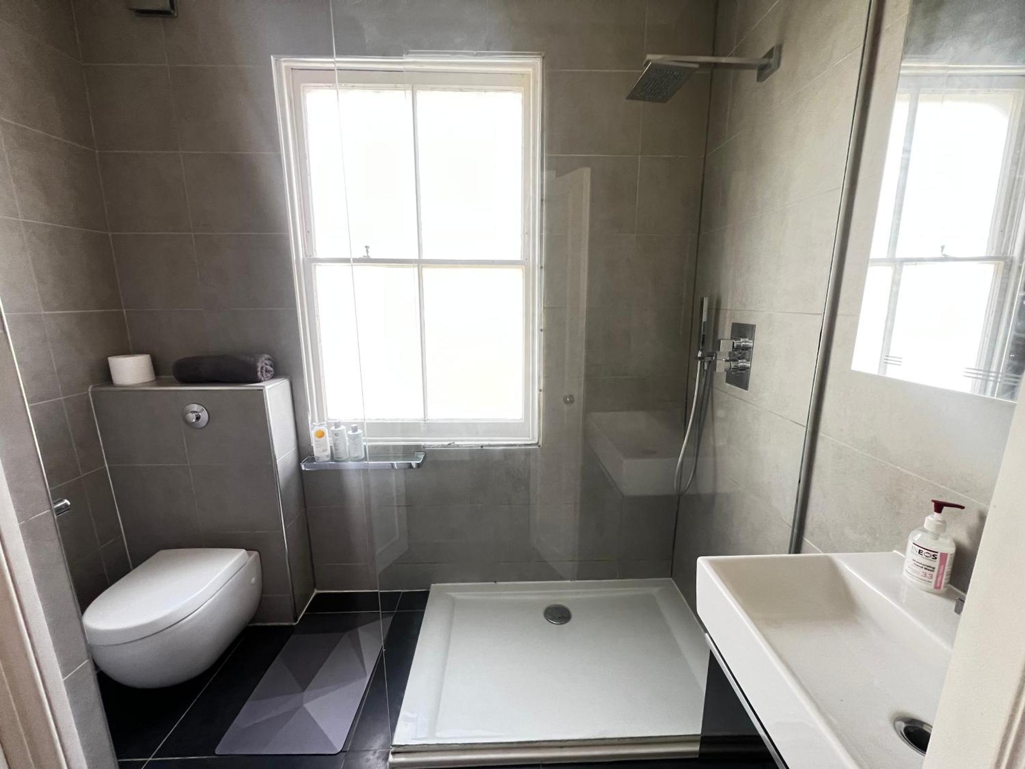 Charming One Bedroom Flat Chelsea Apartment London