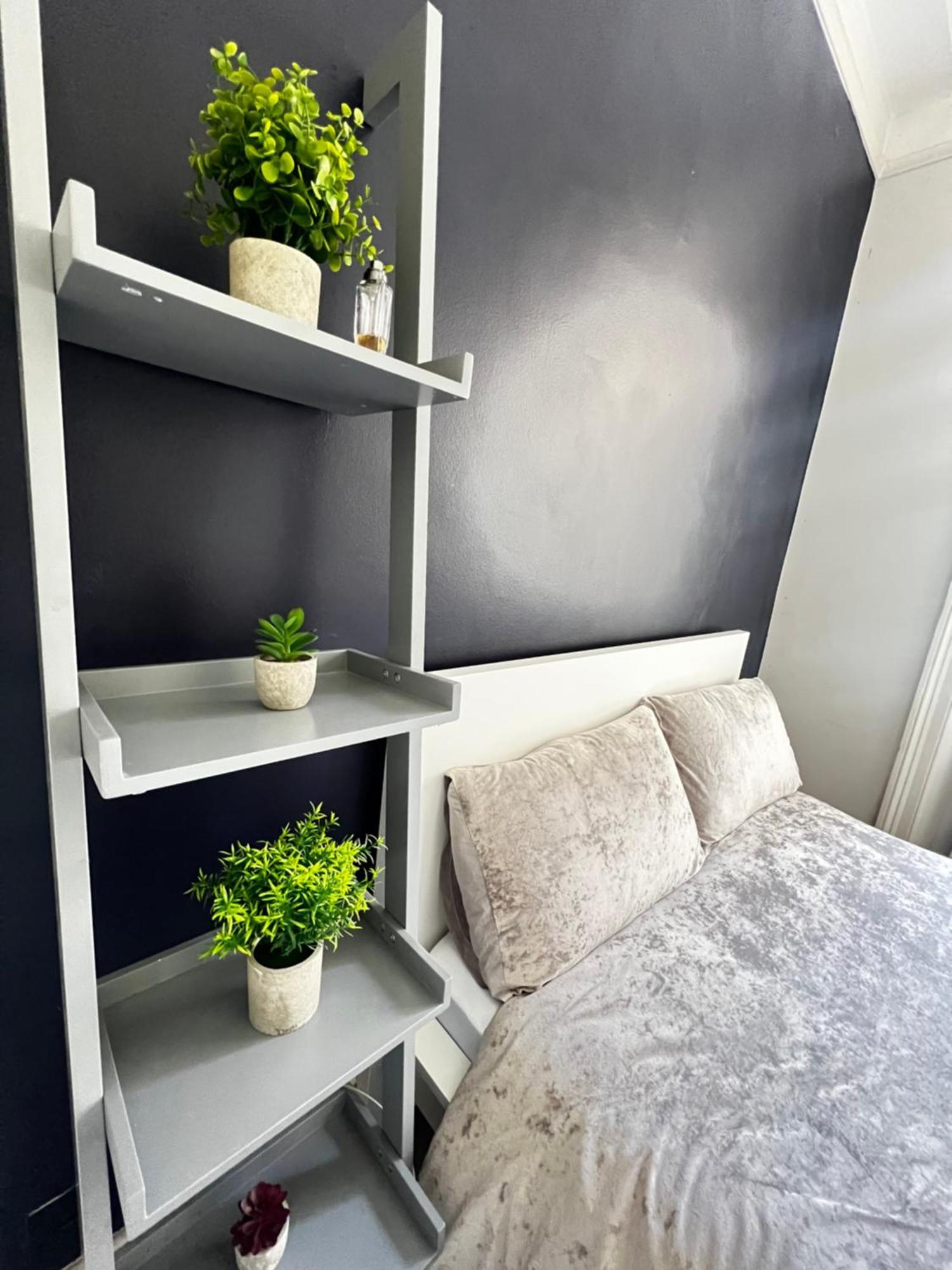 Charming One Bedroom Flat Chelsea Apartment