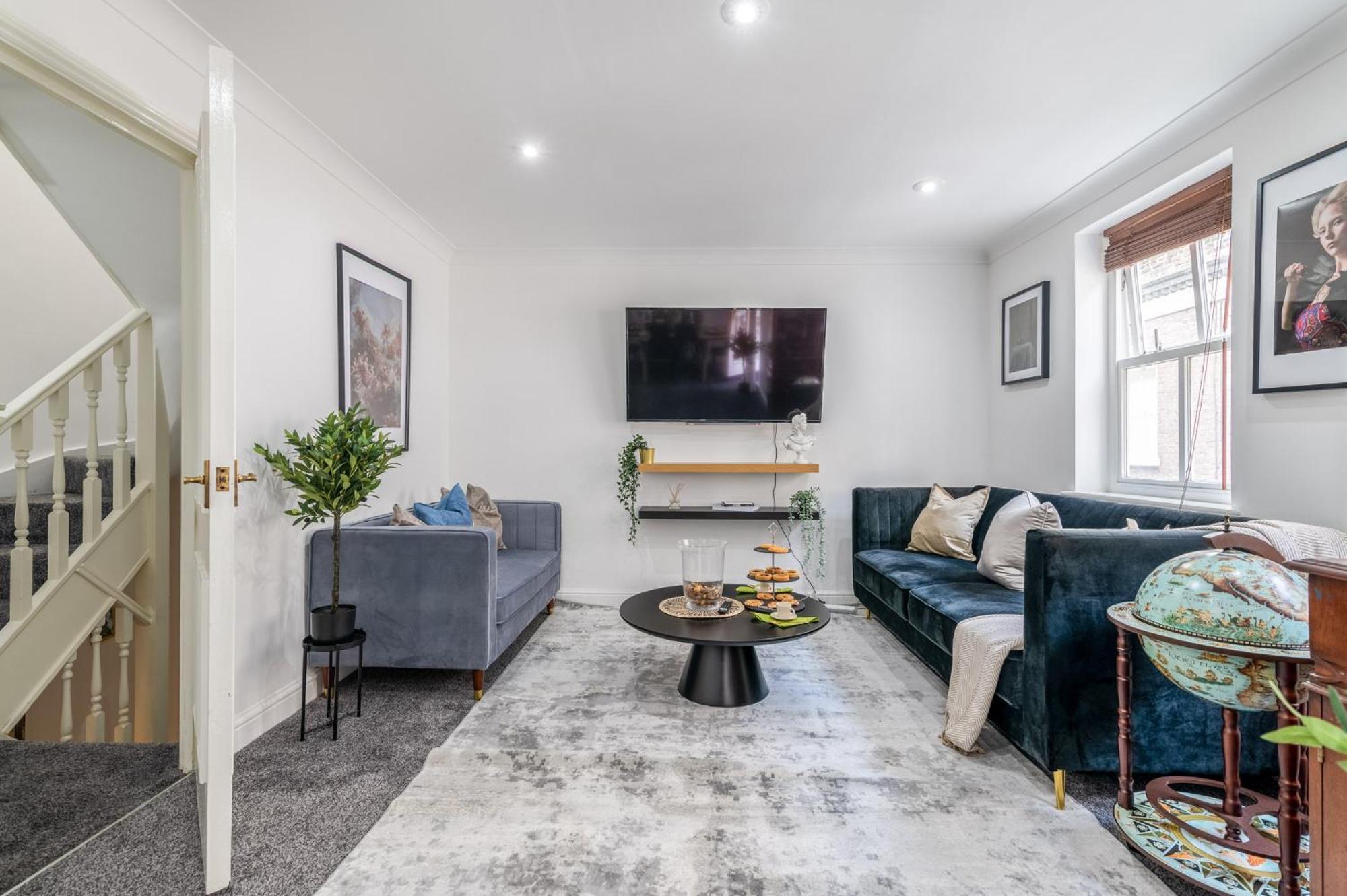 Ferienhaus Charming 3-bedroom Townhouse Balcony