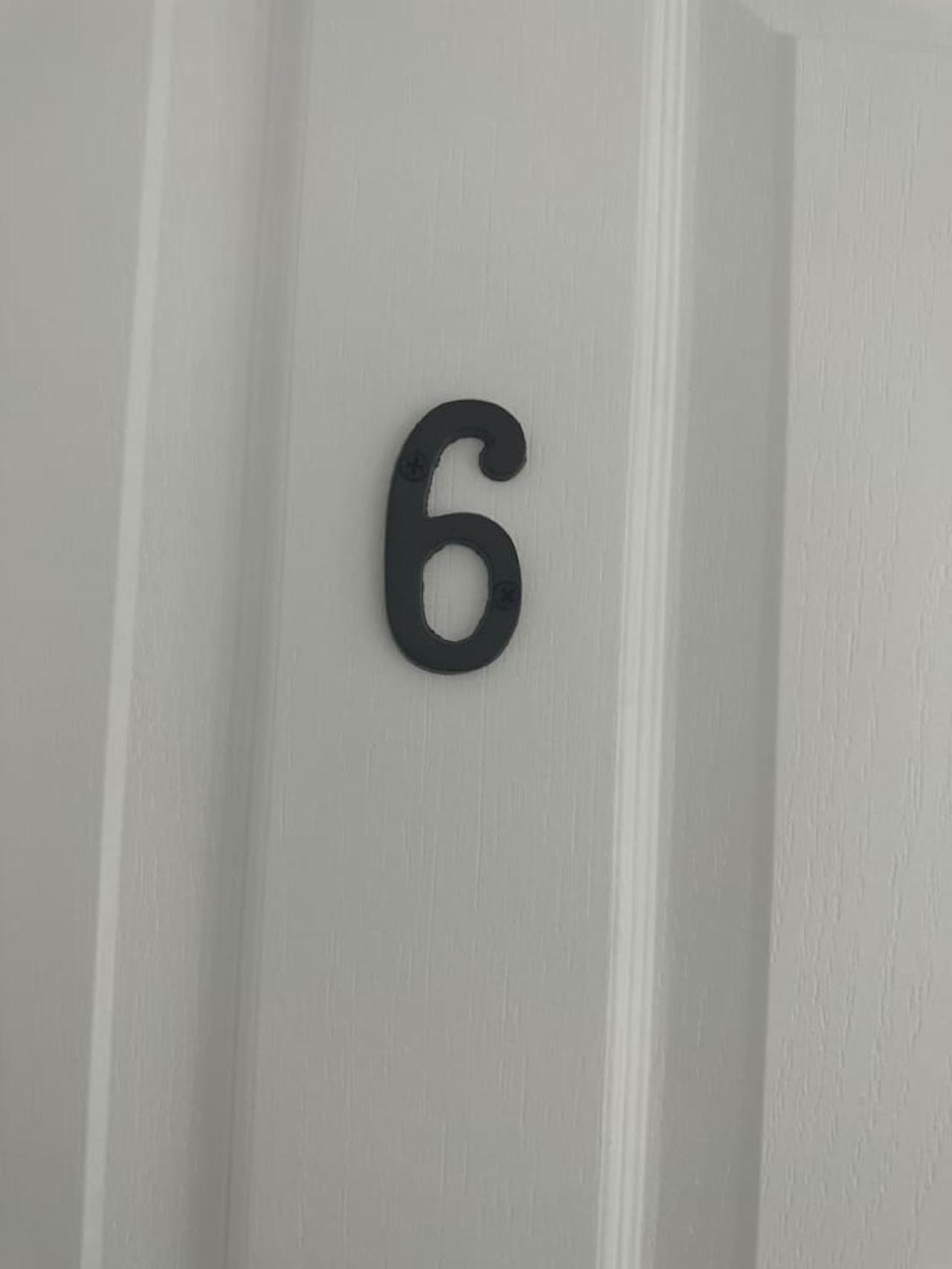 London- Zone 2 En-suite Guest house
