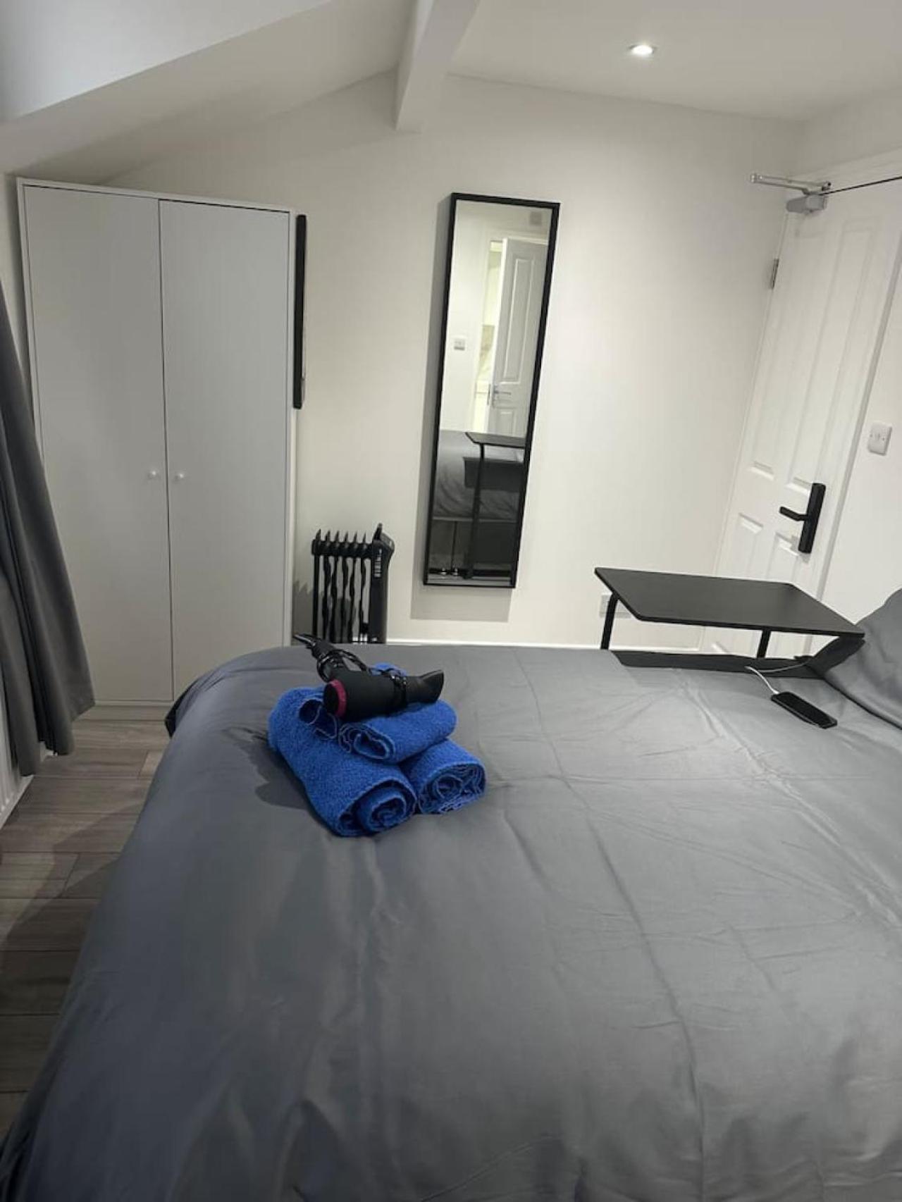Eye,big Ben 10 Mins Away Guest house *