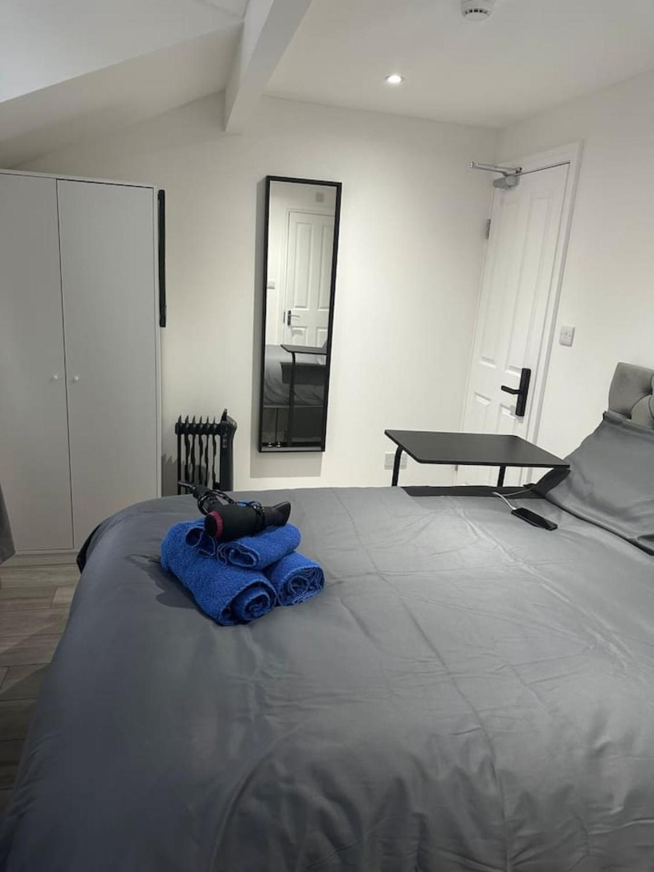 Eye,big Ben 10 Mins Away Guest house