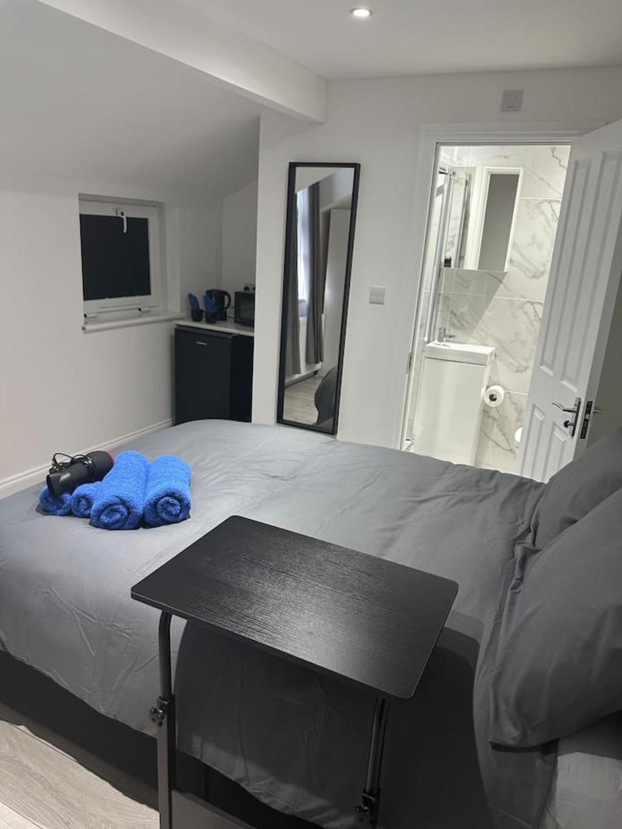 London- Zone 2 En-suite Gasthof