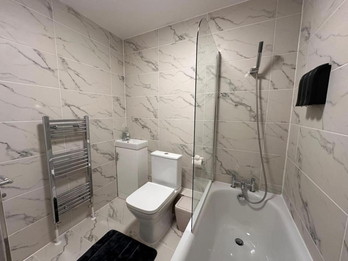 Oxford Street Minutes Away Guest house London