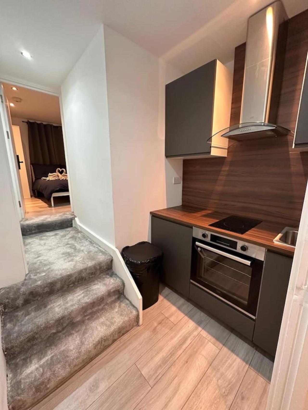 Guest house Zone1 - Bath London