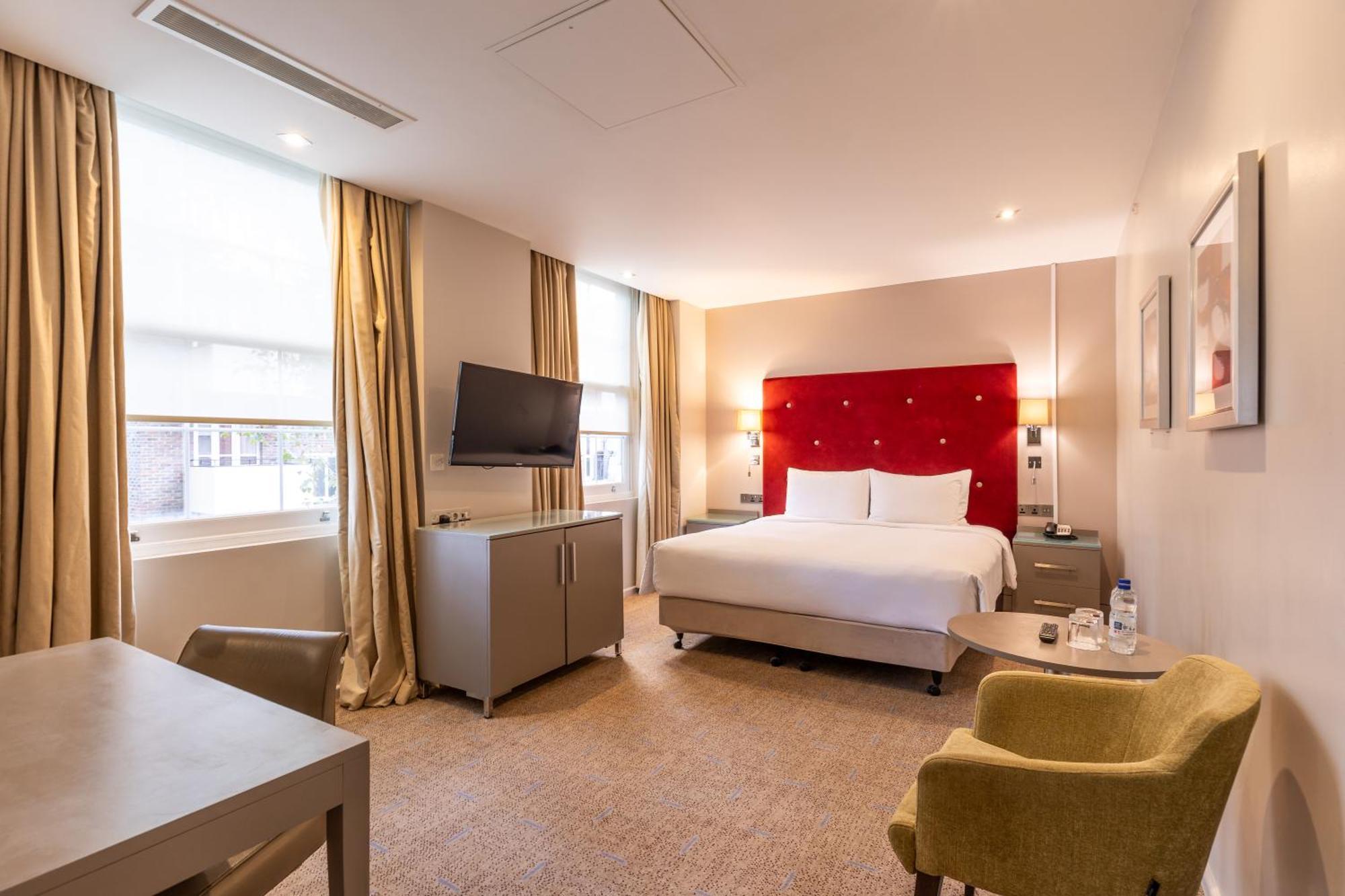 Doubletree By Hilton - West End Hotel