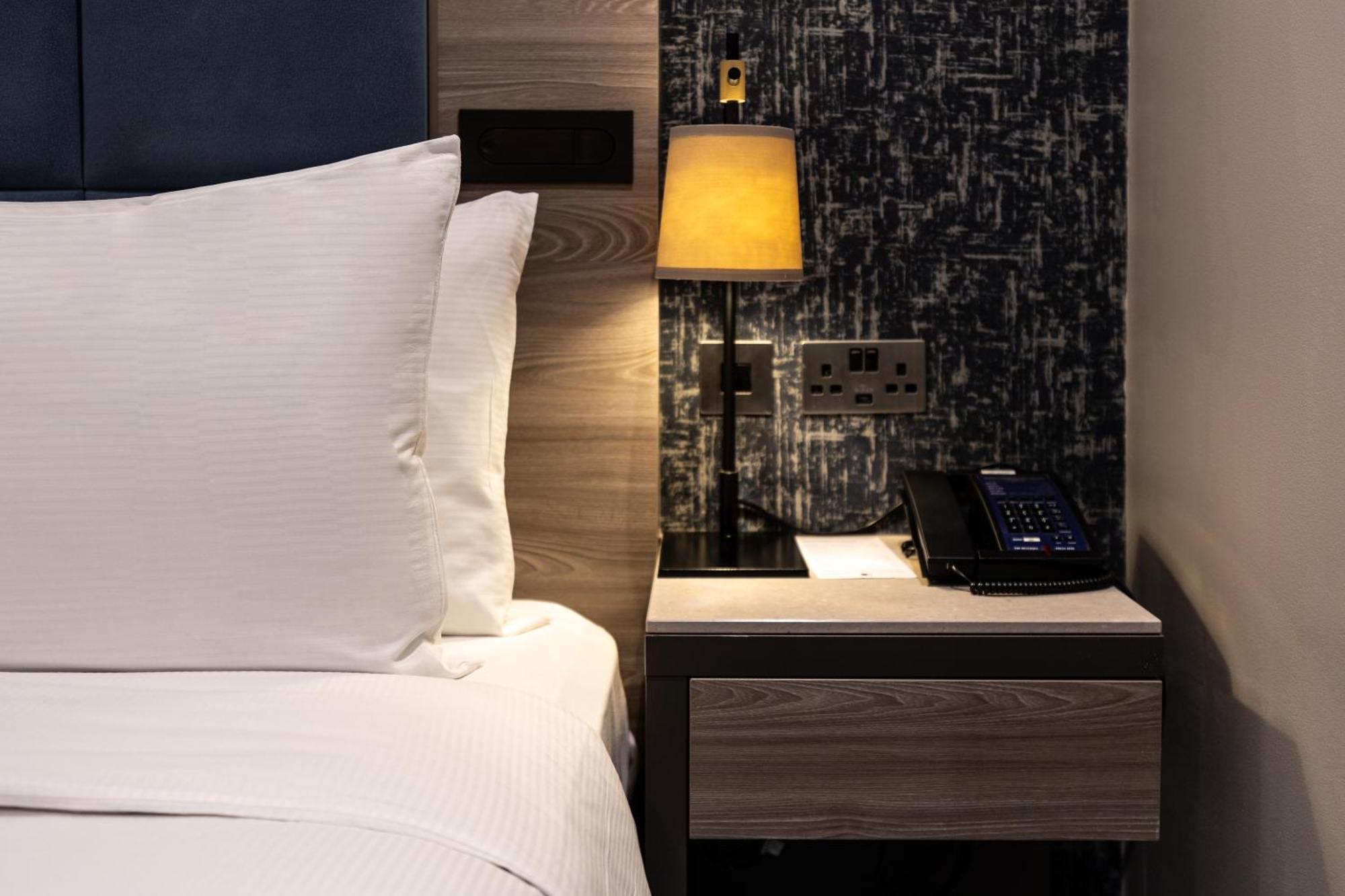 Doubletree By Hilton - West End