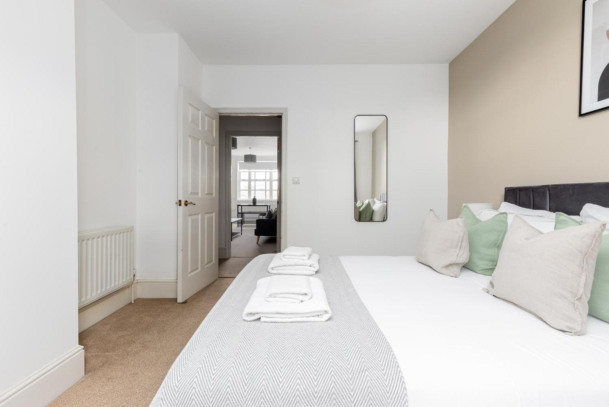 The Hackney Flat - Dnu * London