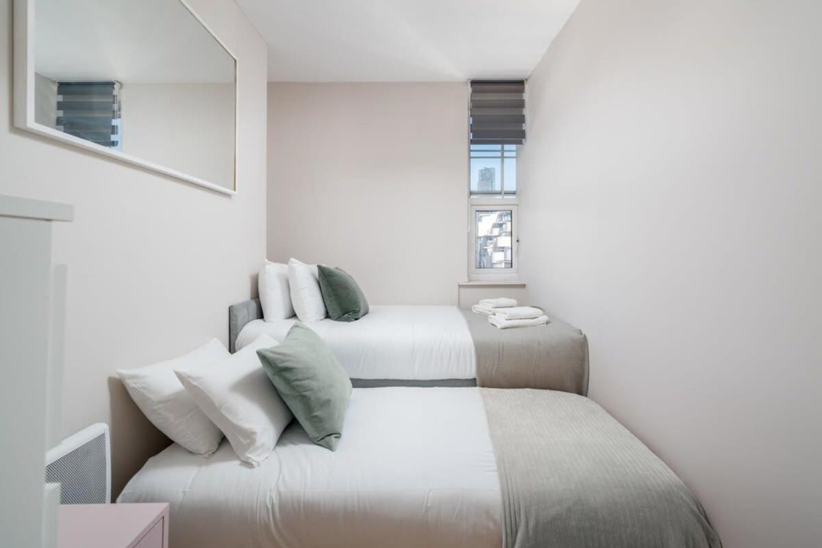 City Of Lovely Two Bedroom Apartamento Londres