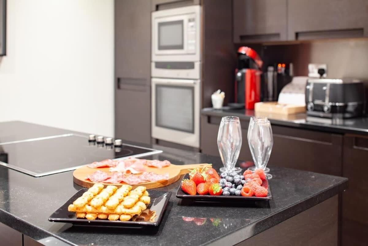 Modern And Comfortable Air-conditioned 2br Flat London